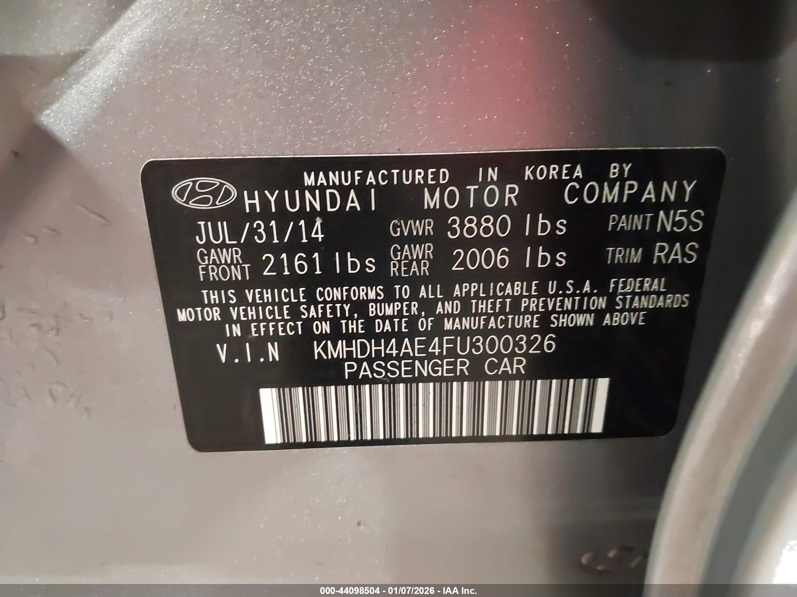 HYUNDAI ELANTRA image 9