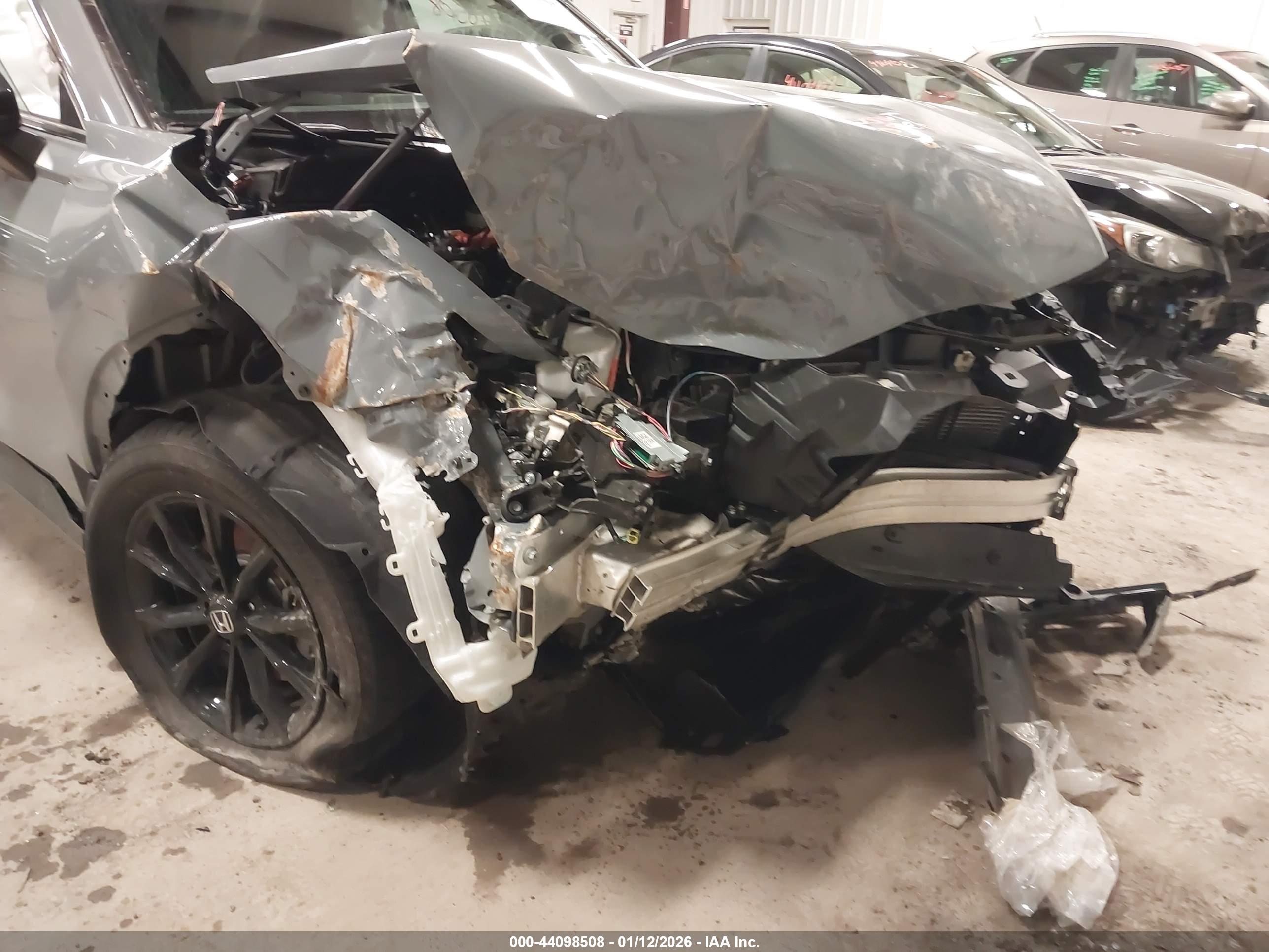 HONDA CR-V image 6