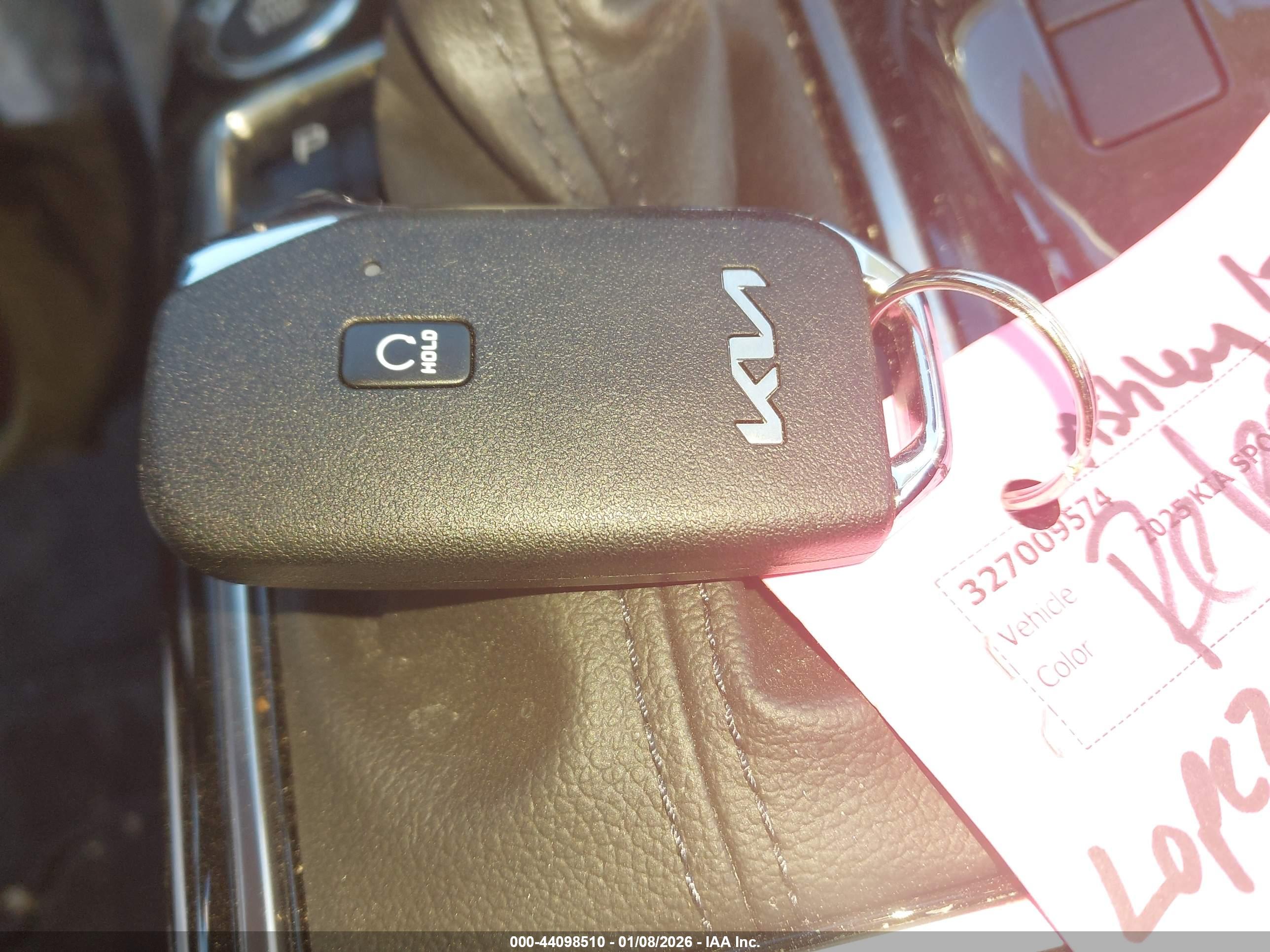 KIA SPORTAGE image 11