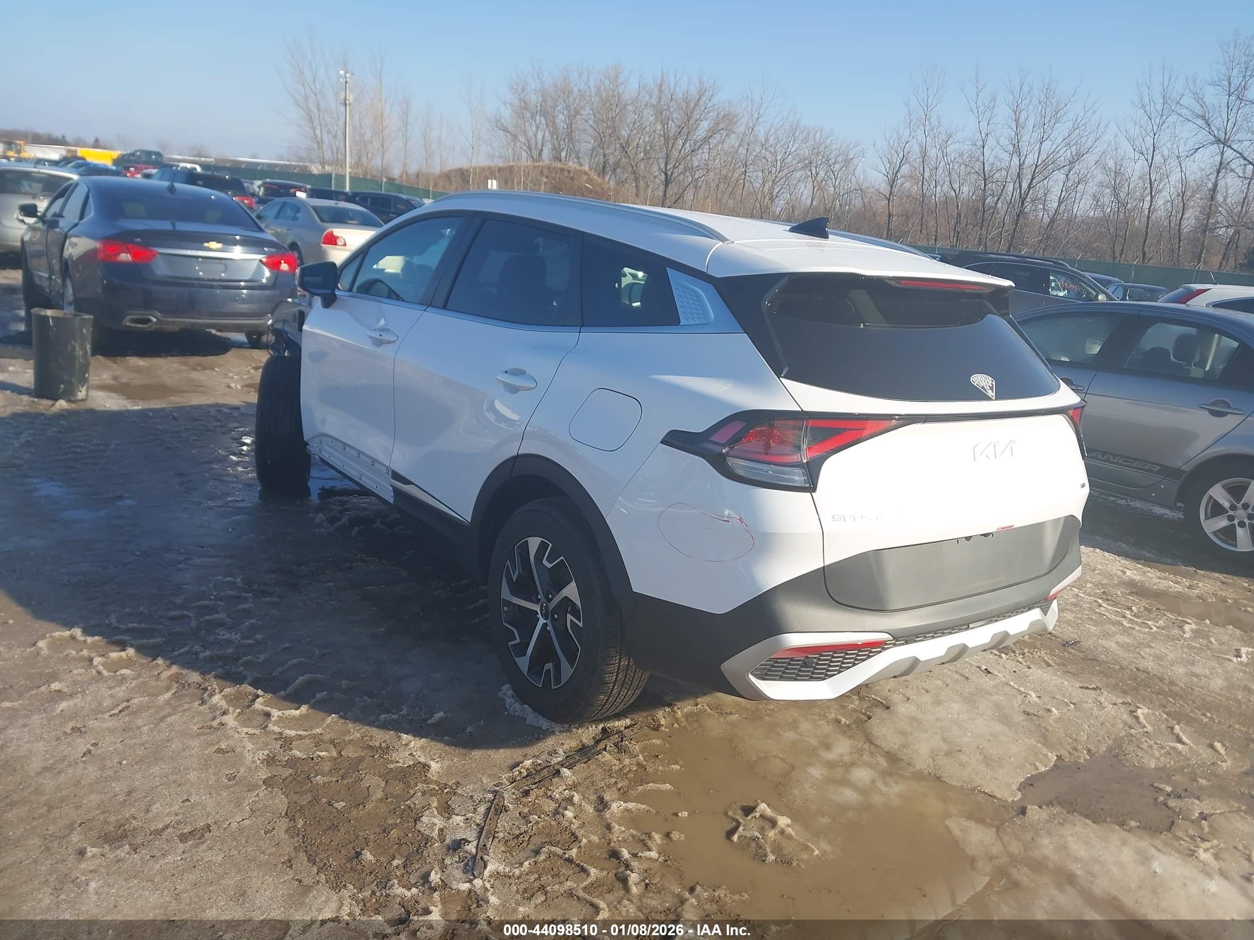 KIA SPORTAGE image 3