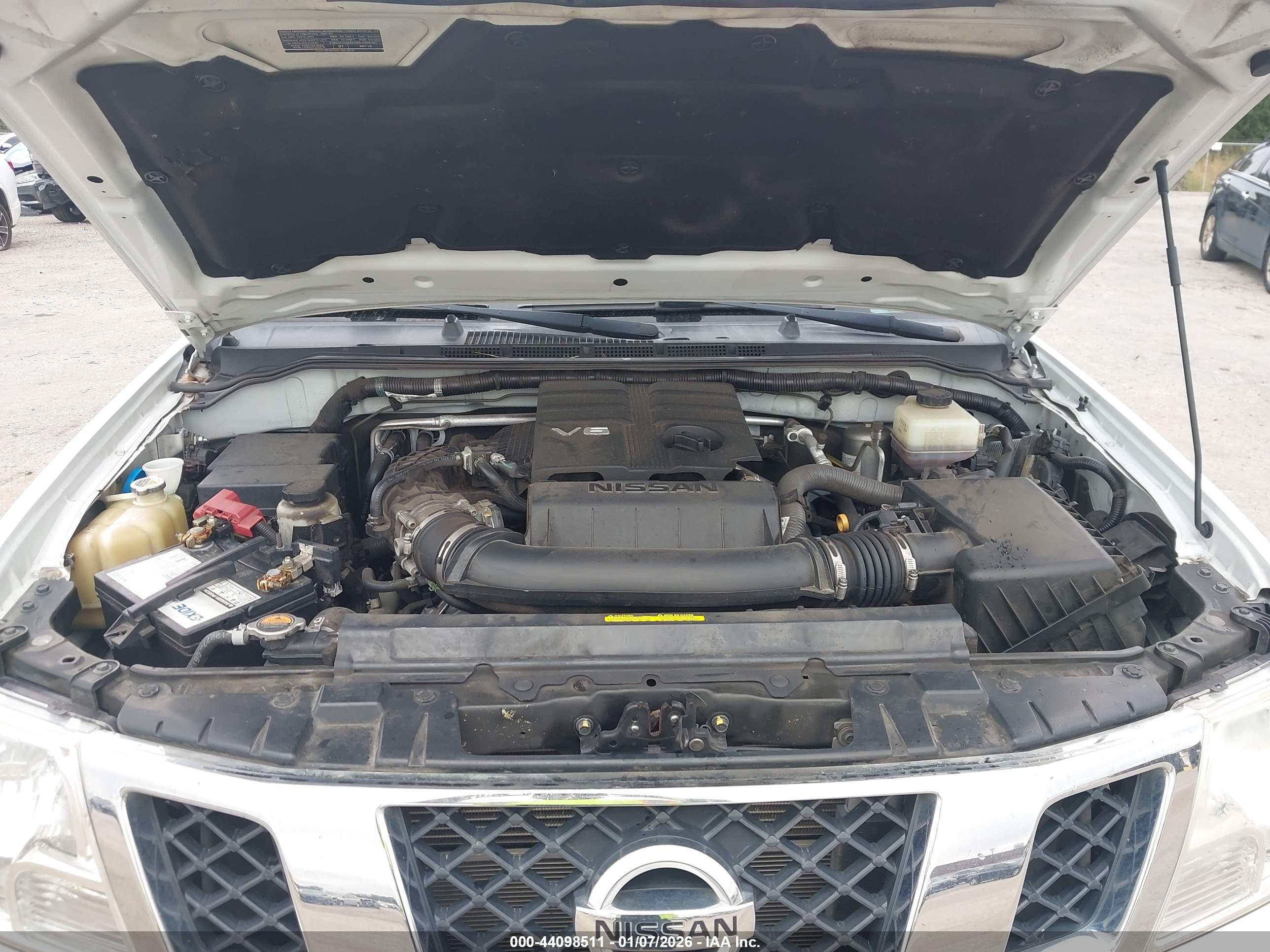 NISSAN FRONTIER image 10