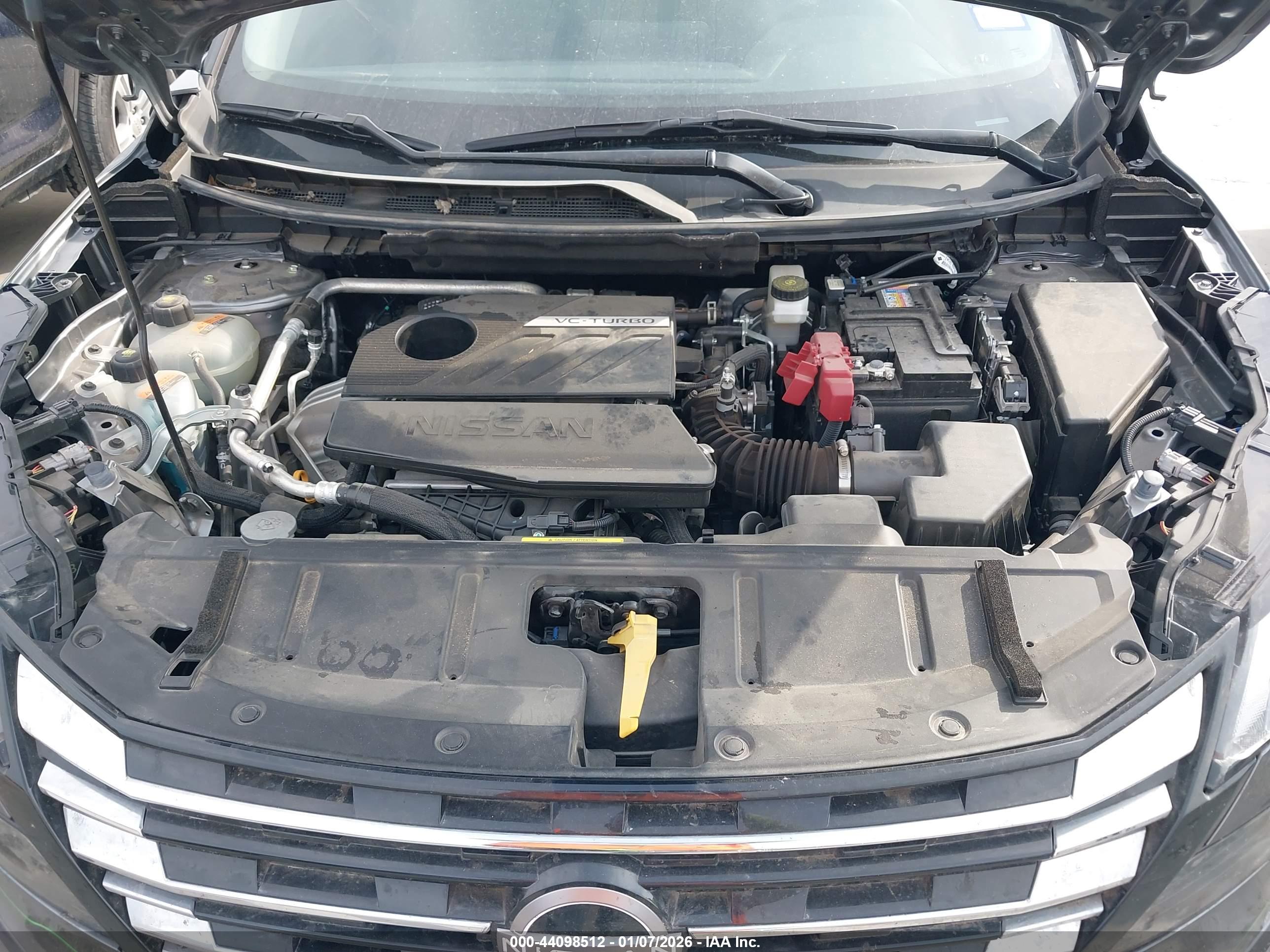 NISSAN ROGUE image 10