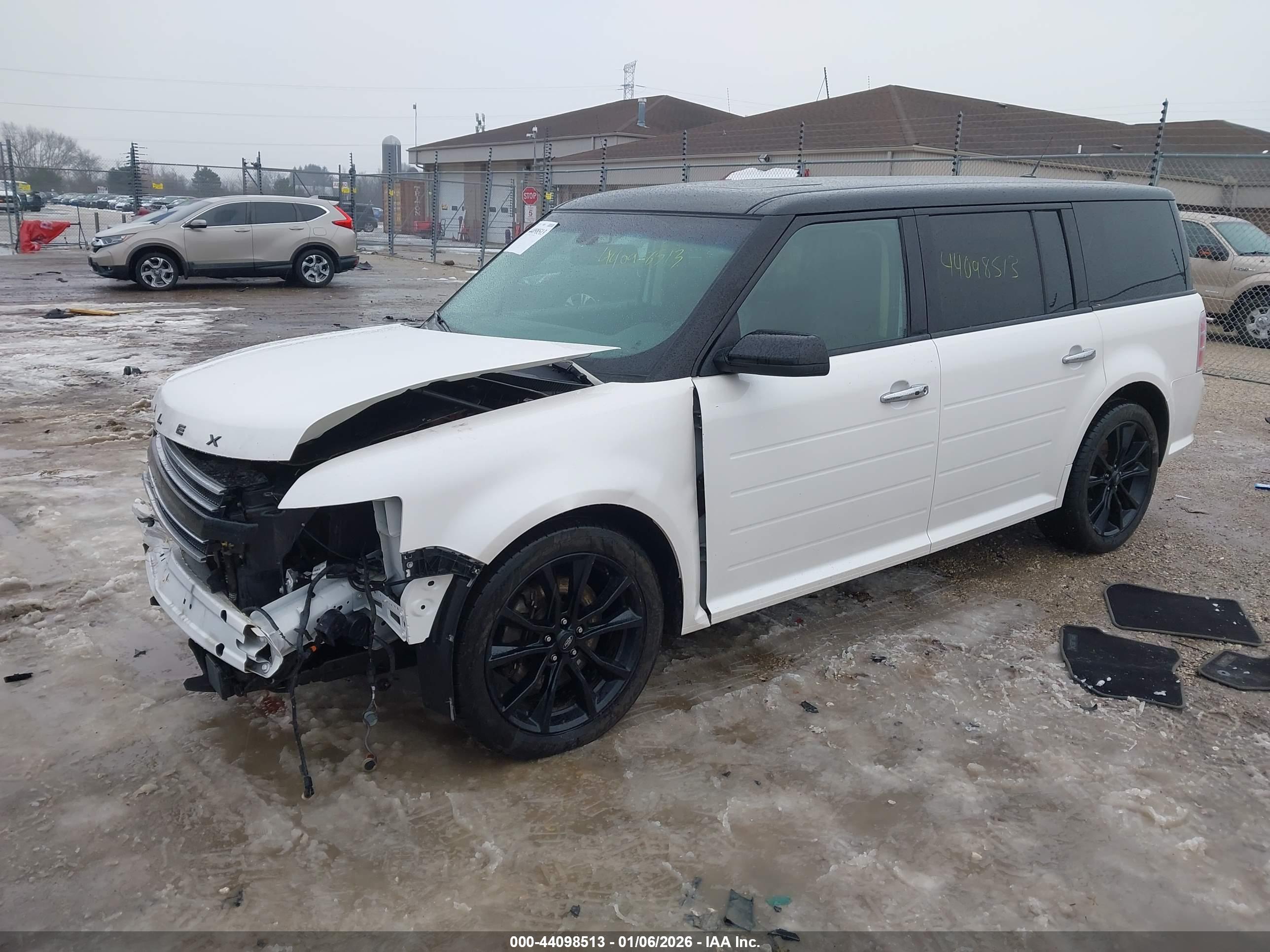 FORD FLEX image 2