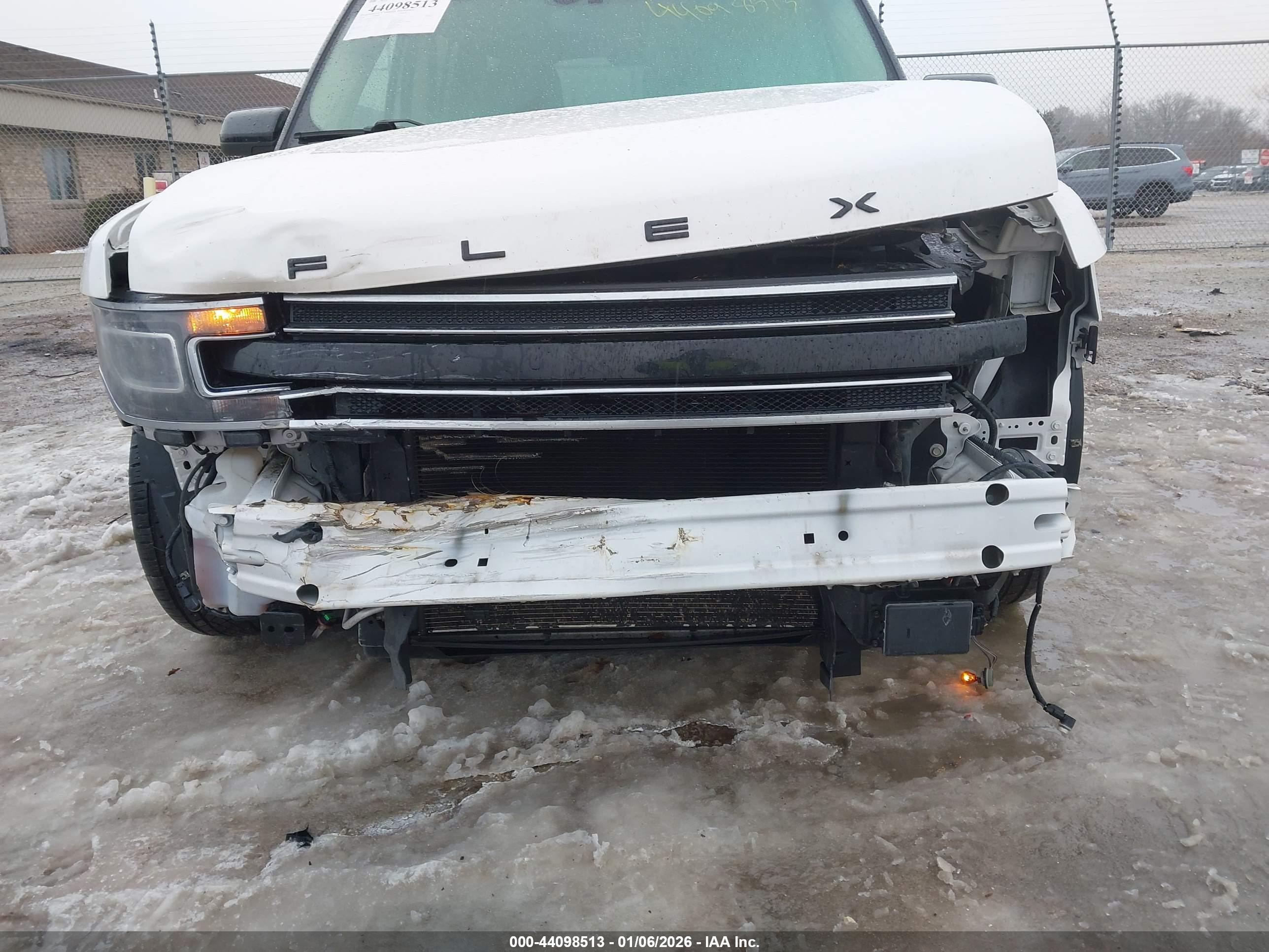 FORD FLEX image 6