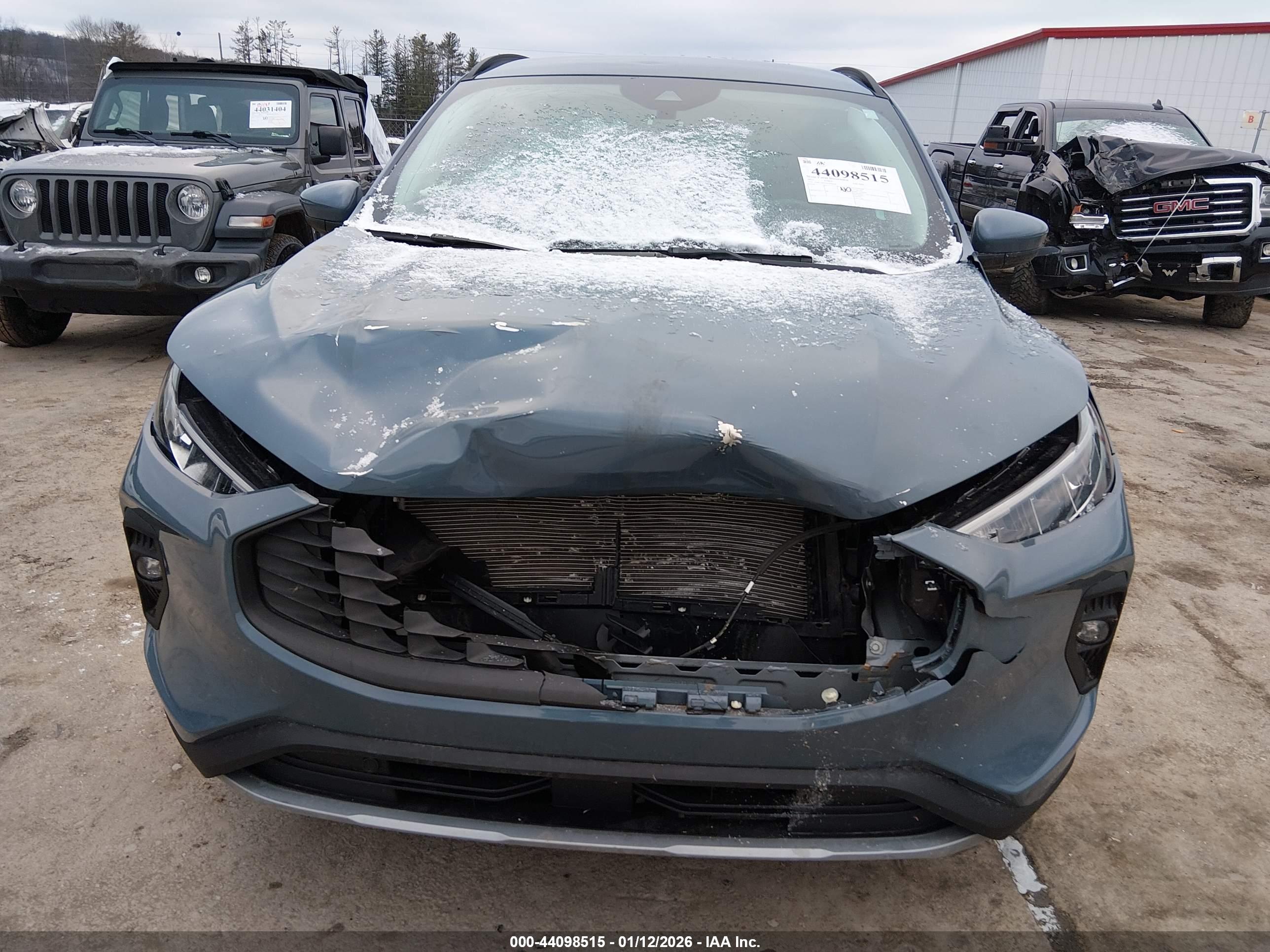 FORD ESCAPE image 6