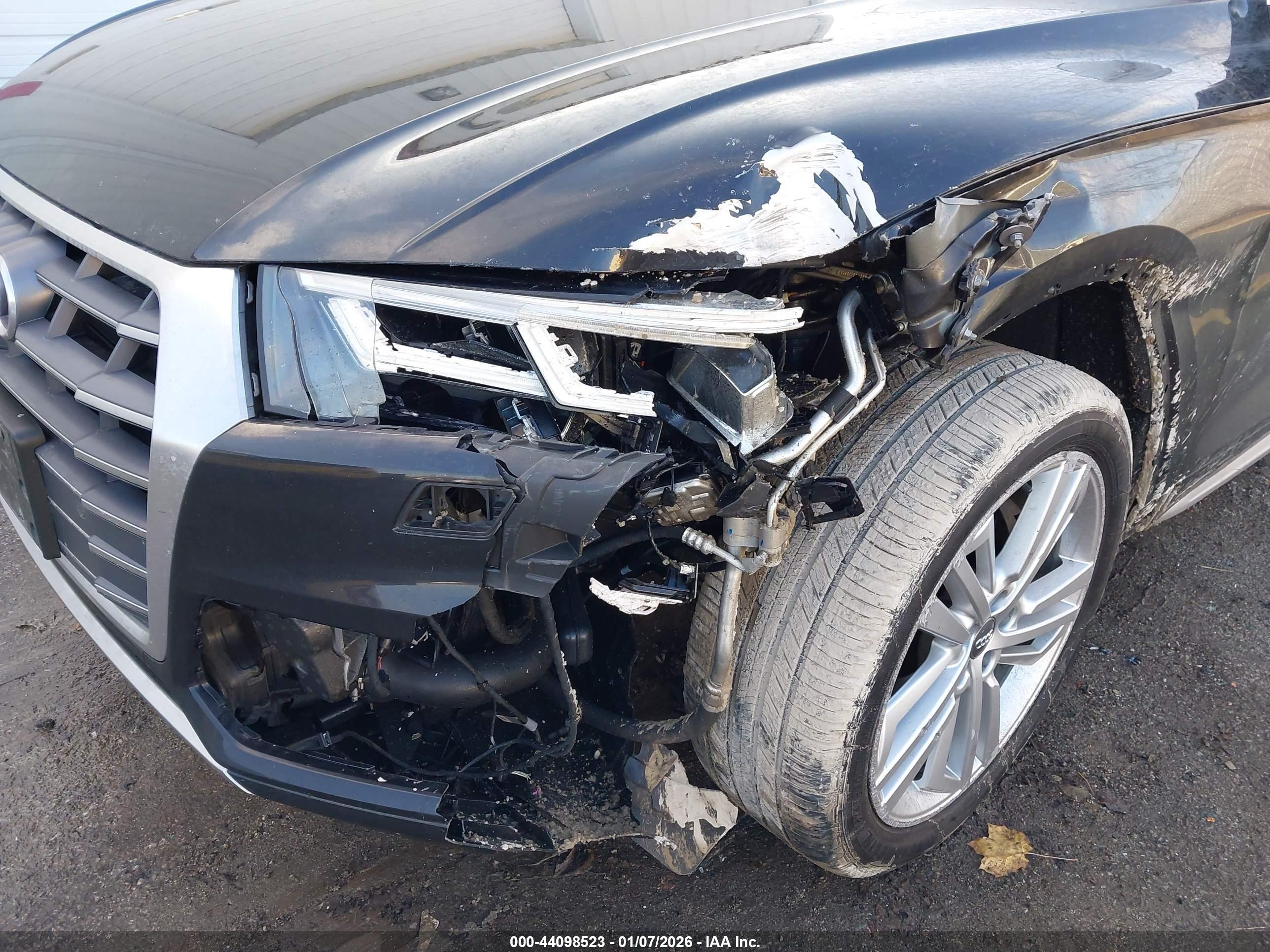 AUDI Q5 image 6