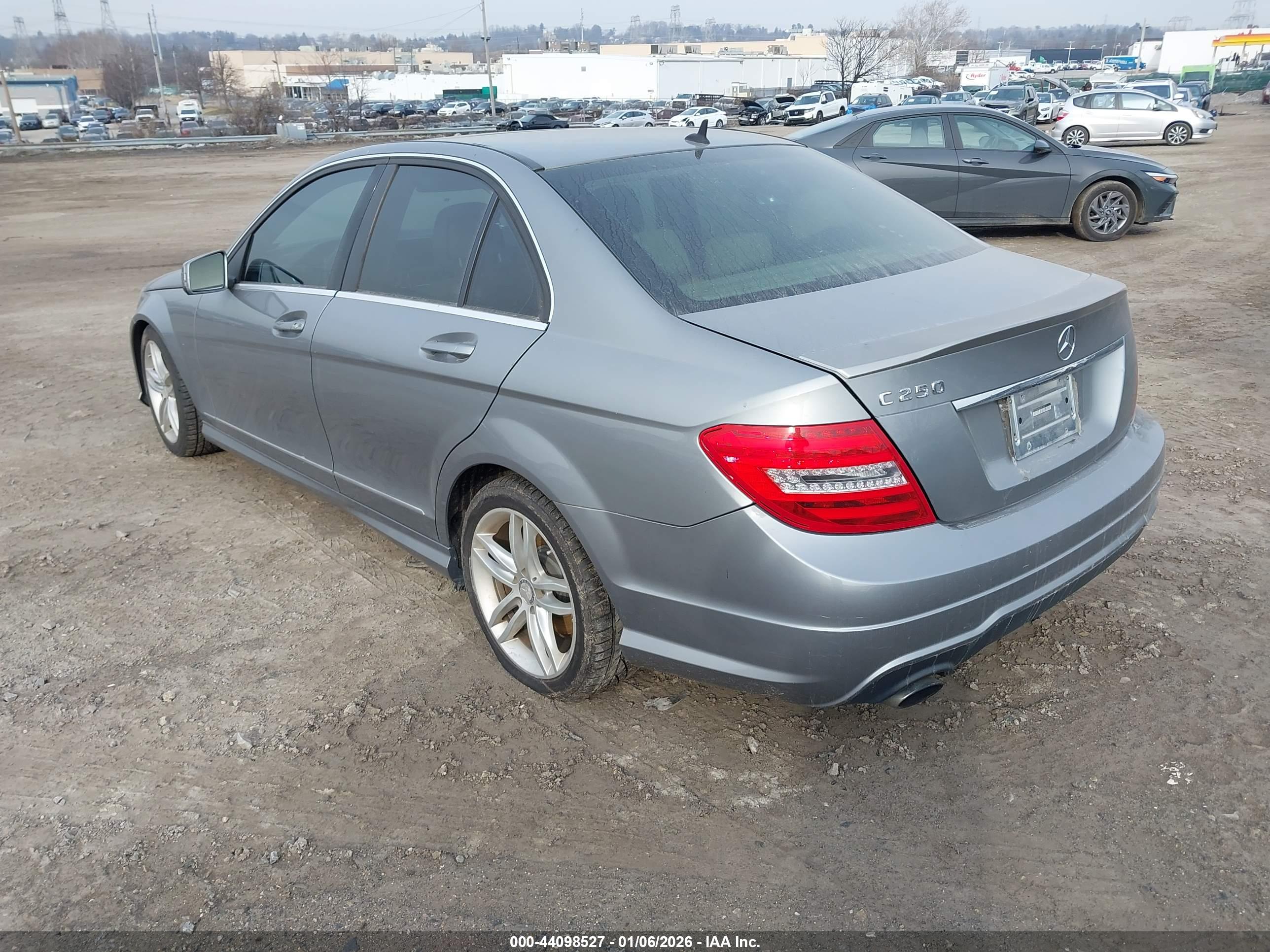 MERCEDES-BENZ C image 3