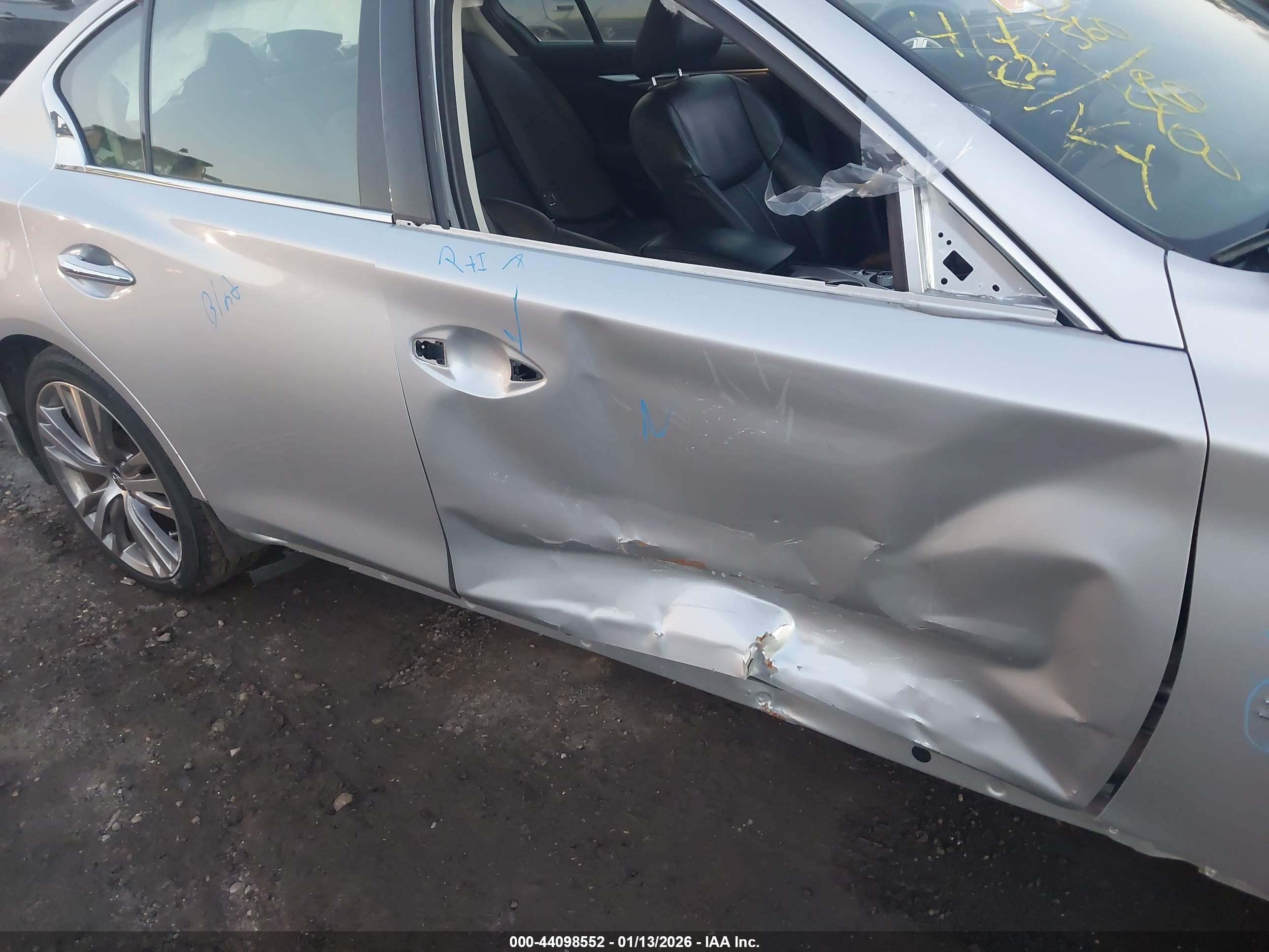INFINITI Q50 image 6