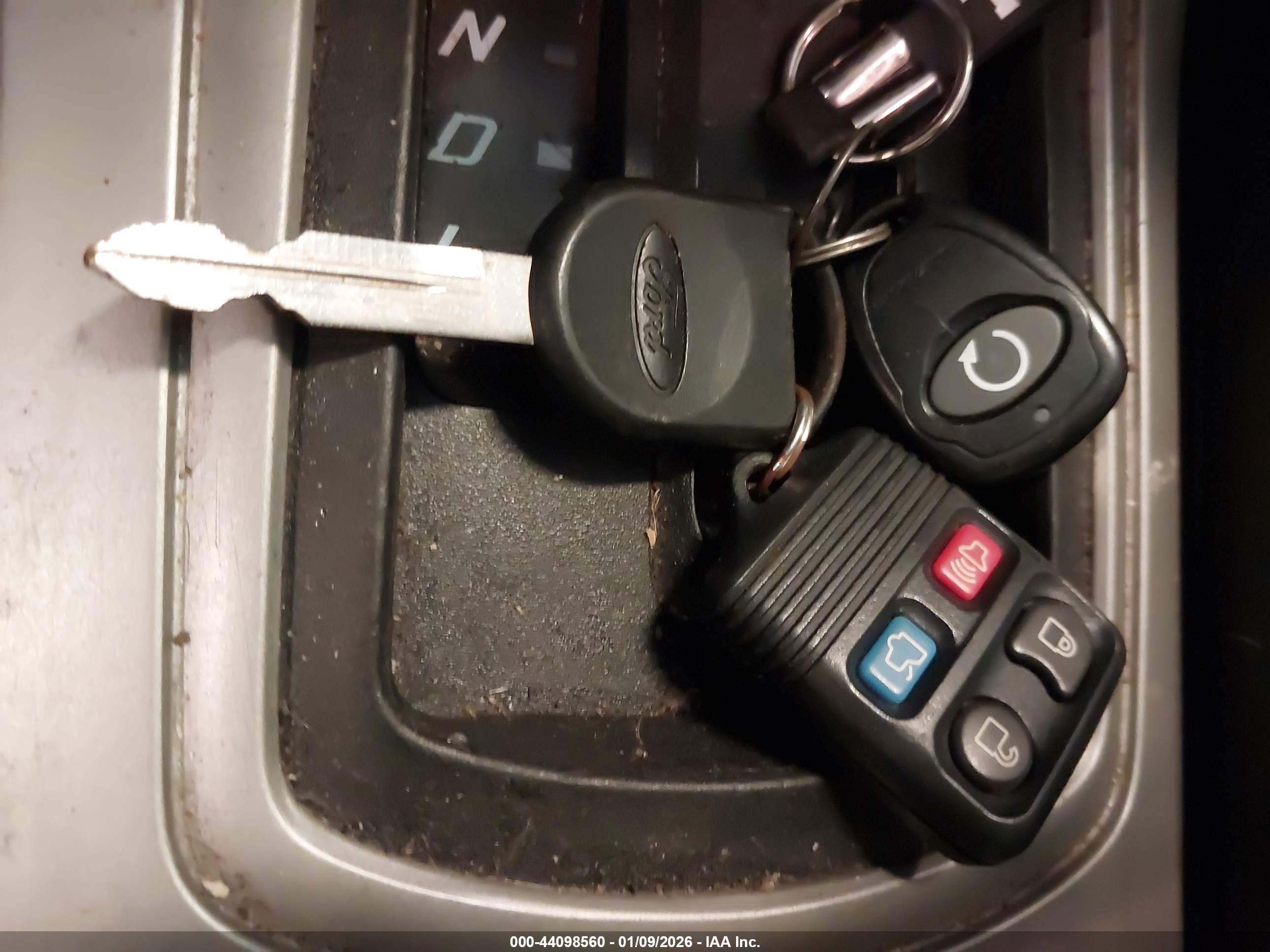 FORD FOCUS image 11