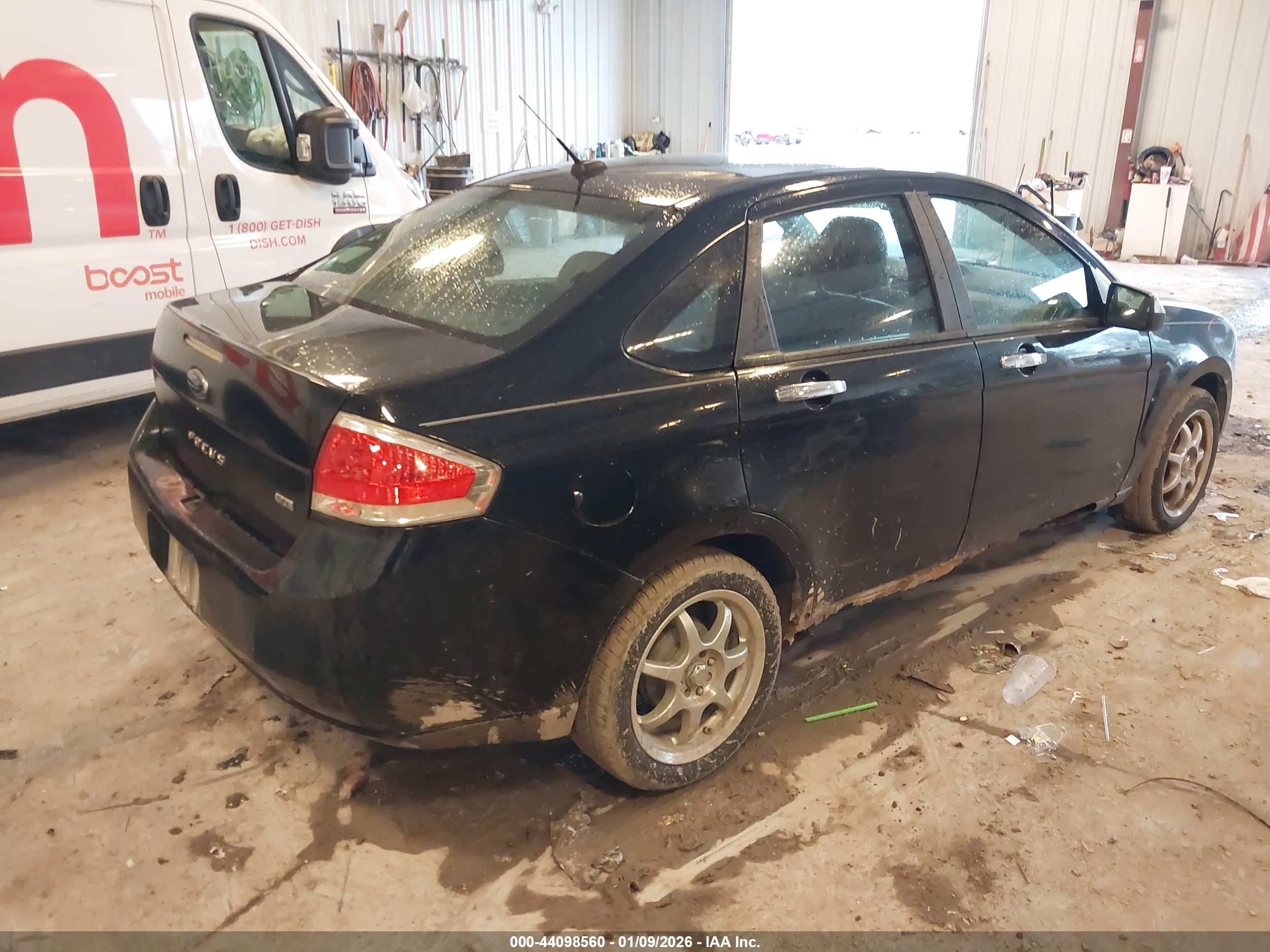 FORD FOCUS image 4