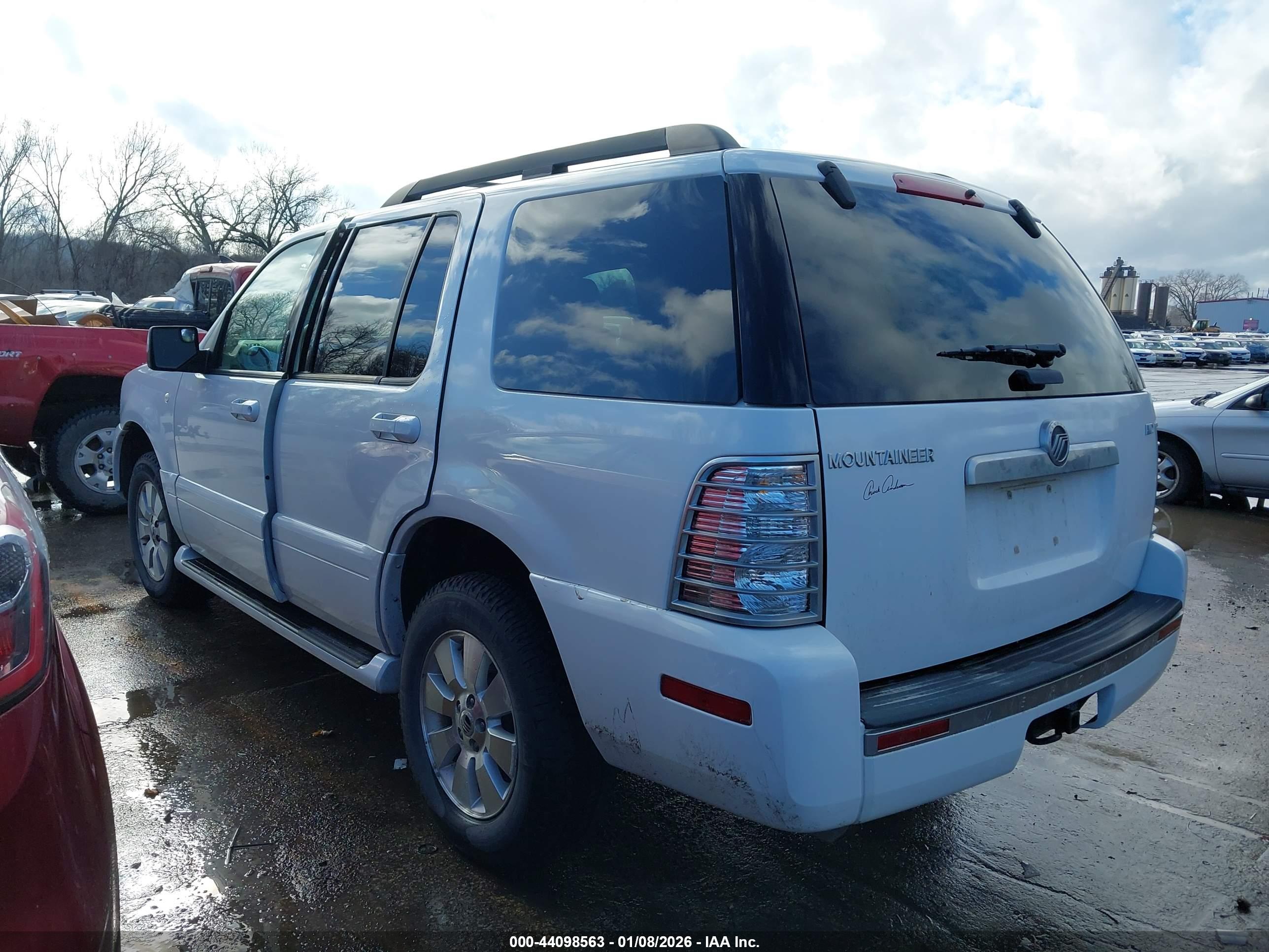 MERCURY MOUNTAINEER image 3