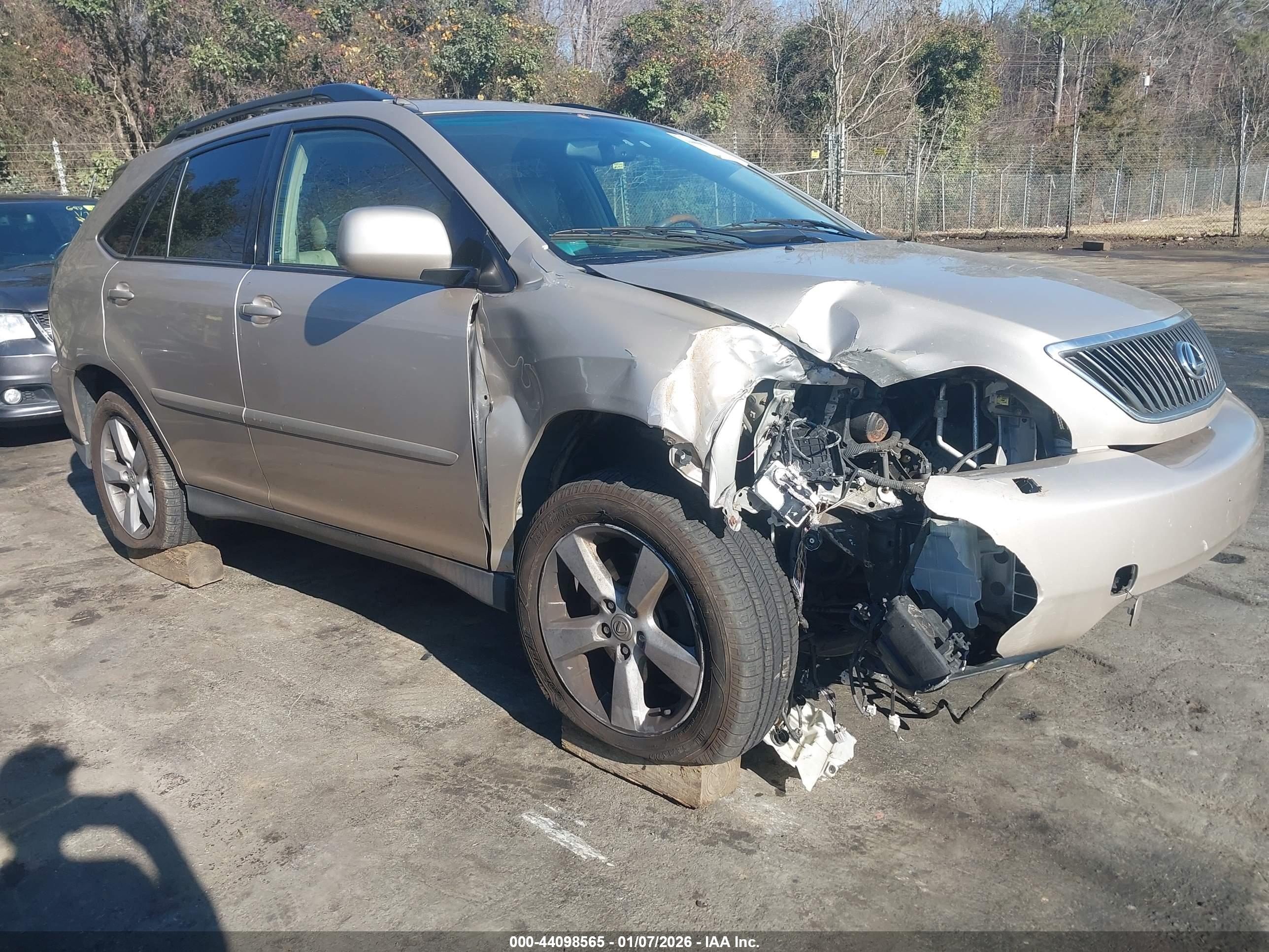LEXUS RX image 6