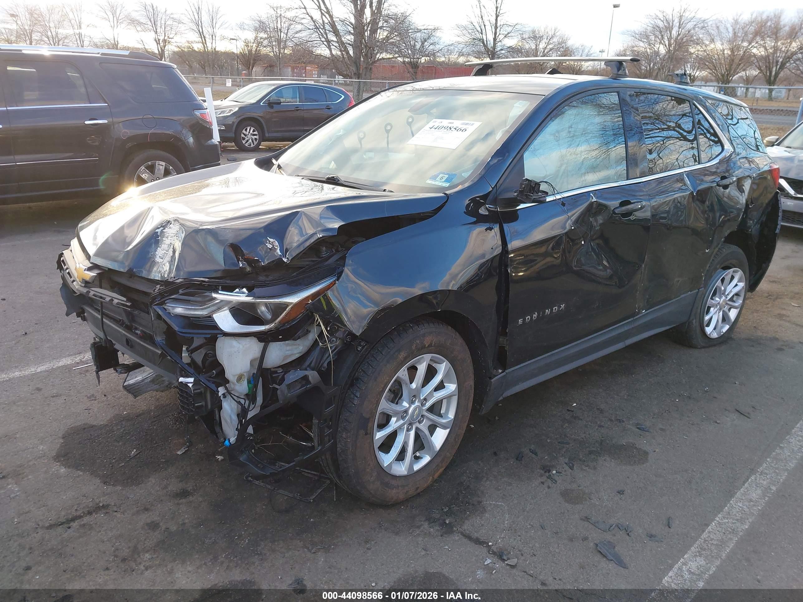 CHEVROLET EQUINOX image 2
