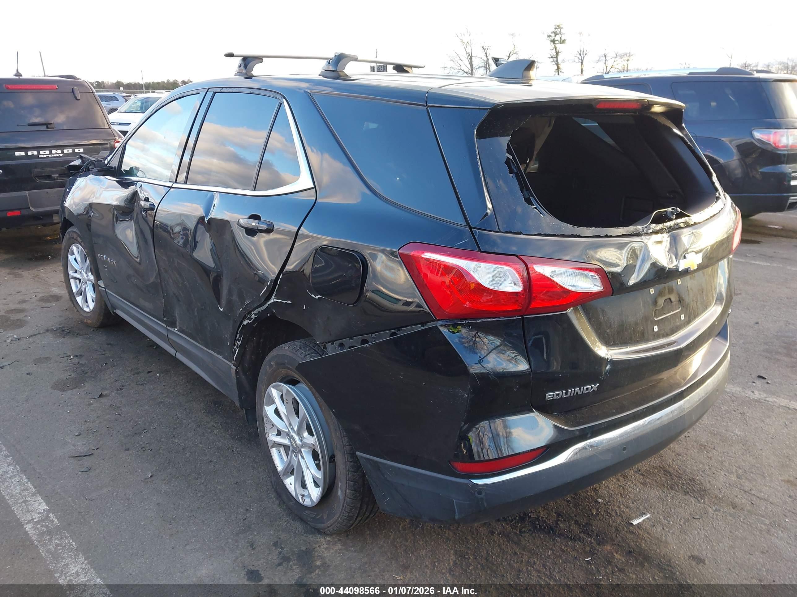 CHEVROLET EQUINOX image 3