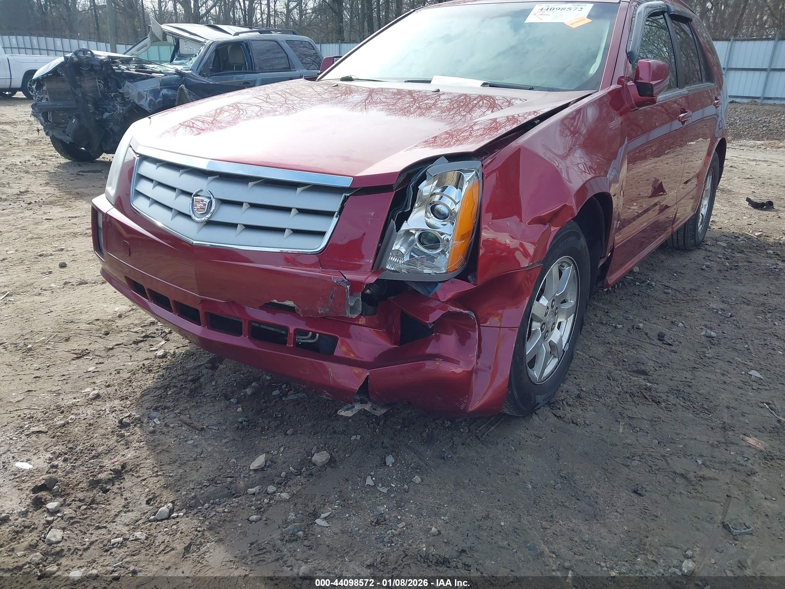 CADILLAC SRX image 6
