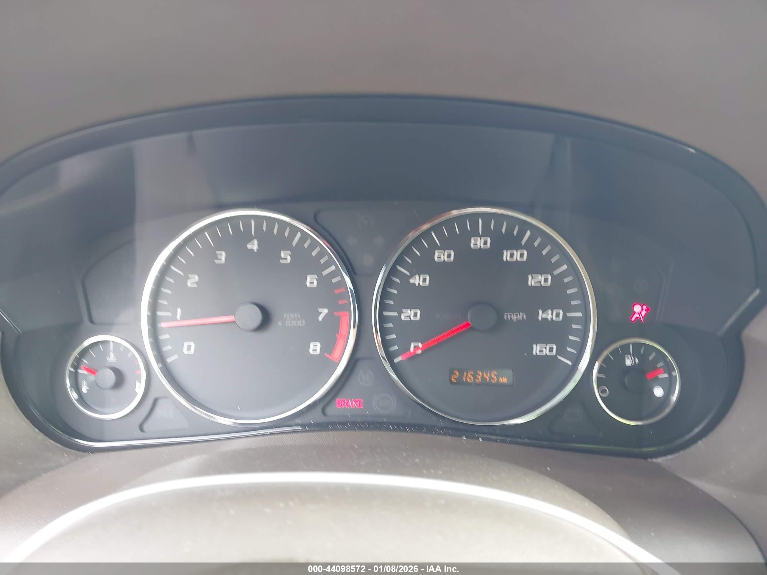 CADILLAC SRX image 7