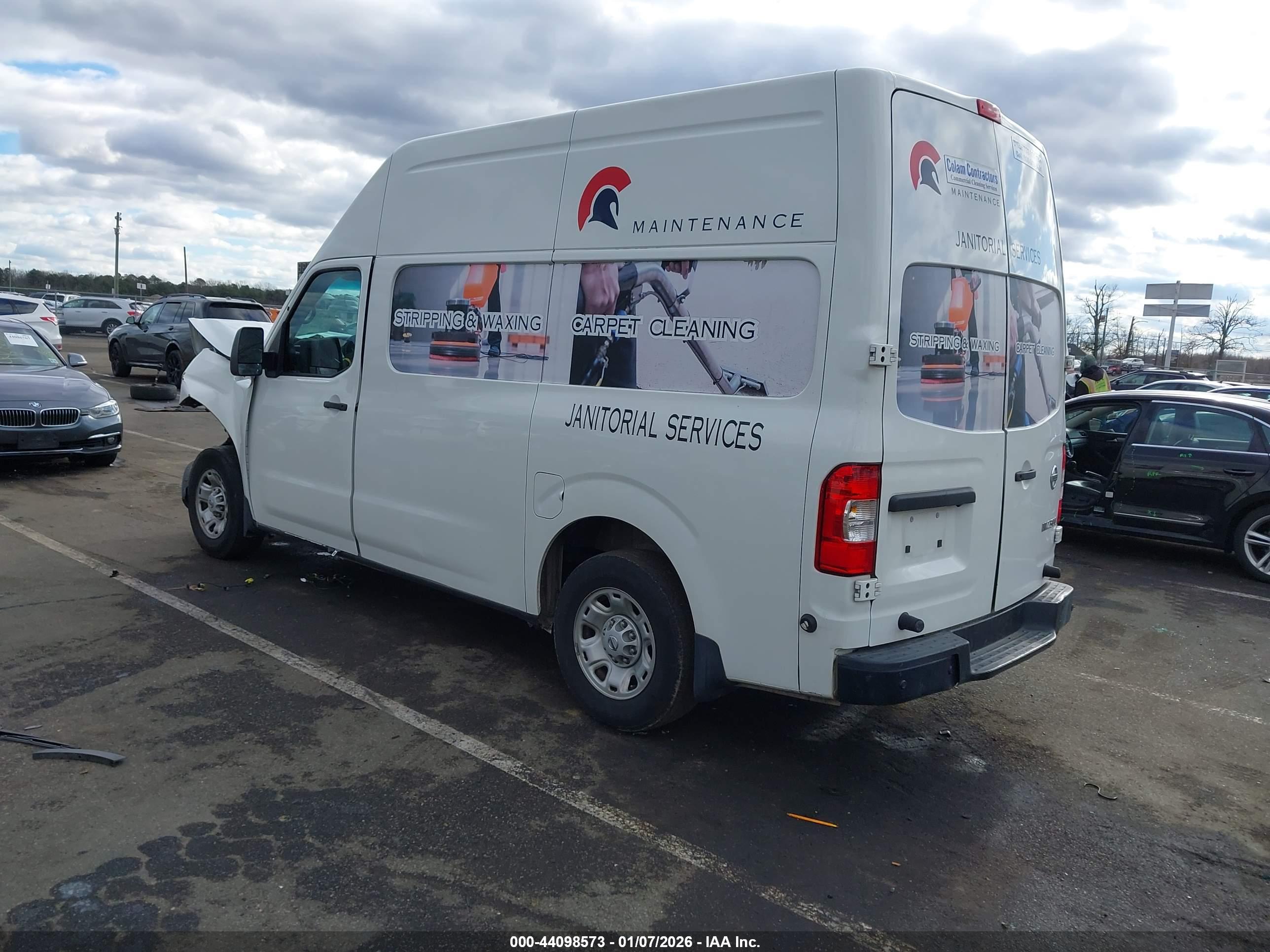 NISSAN NV image 3