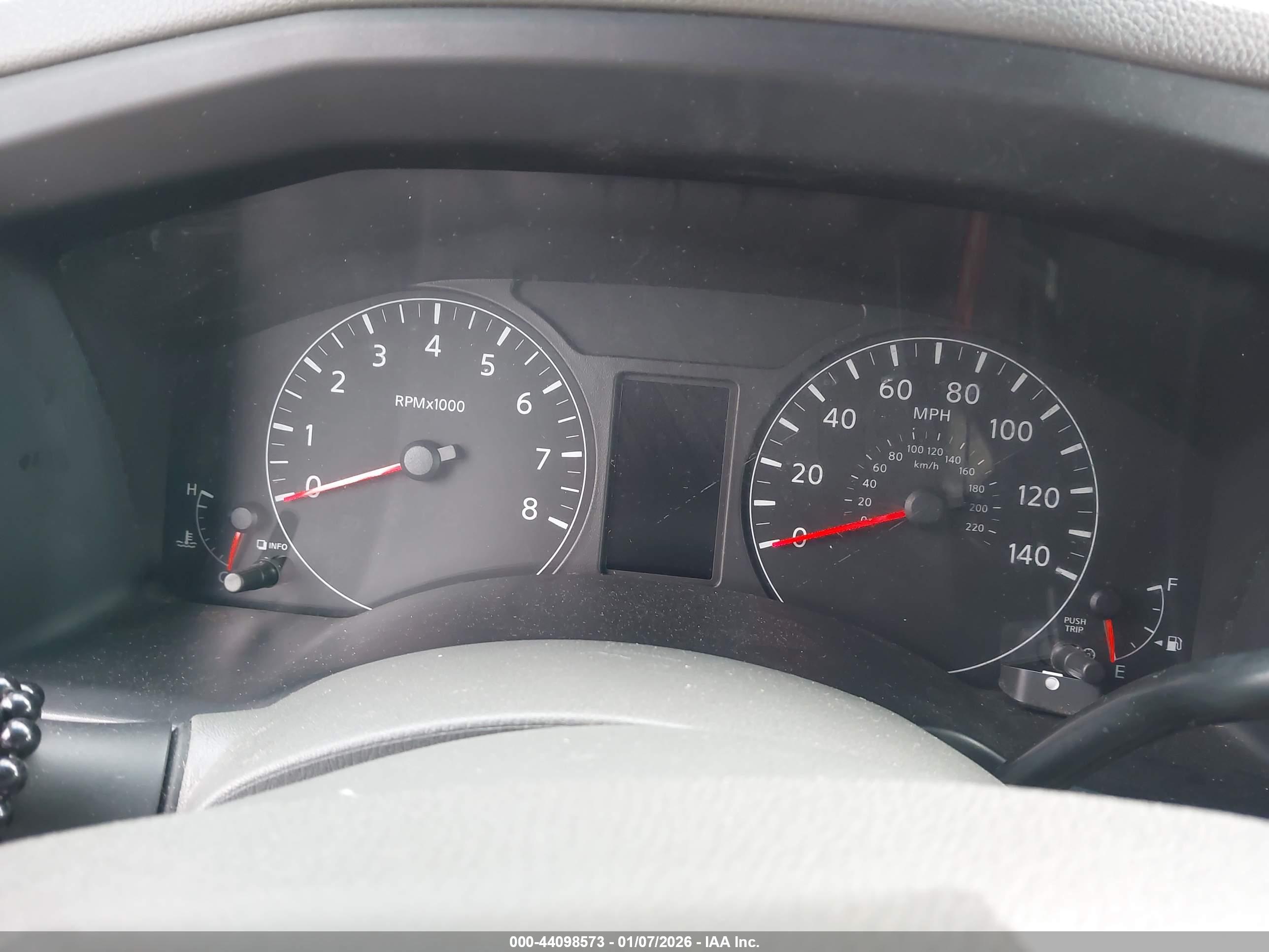 NISSAN NV image 7