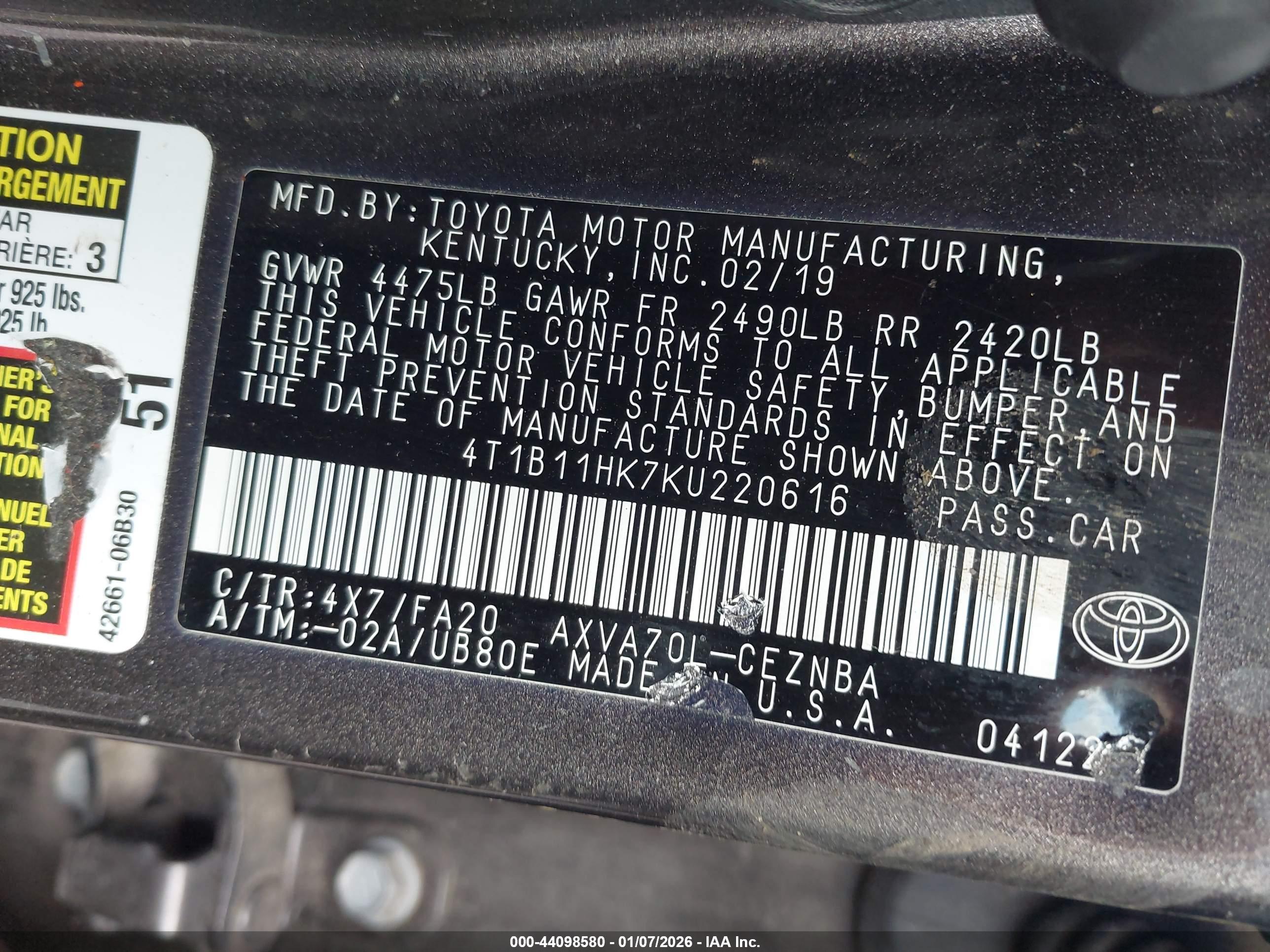 TOYOTA CAMRY image 9