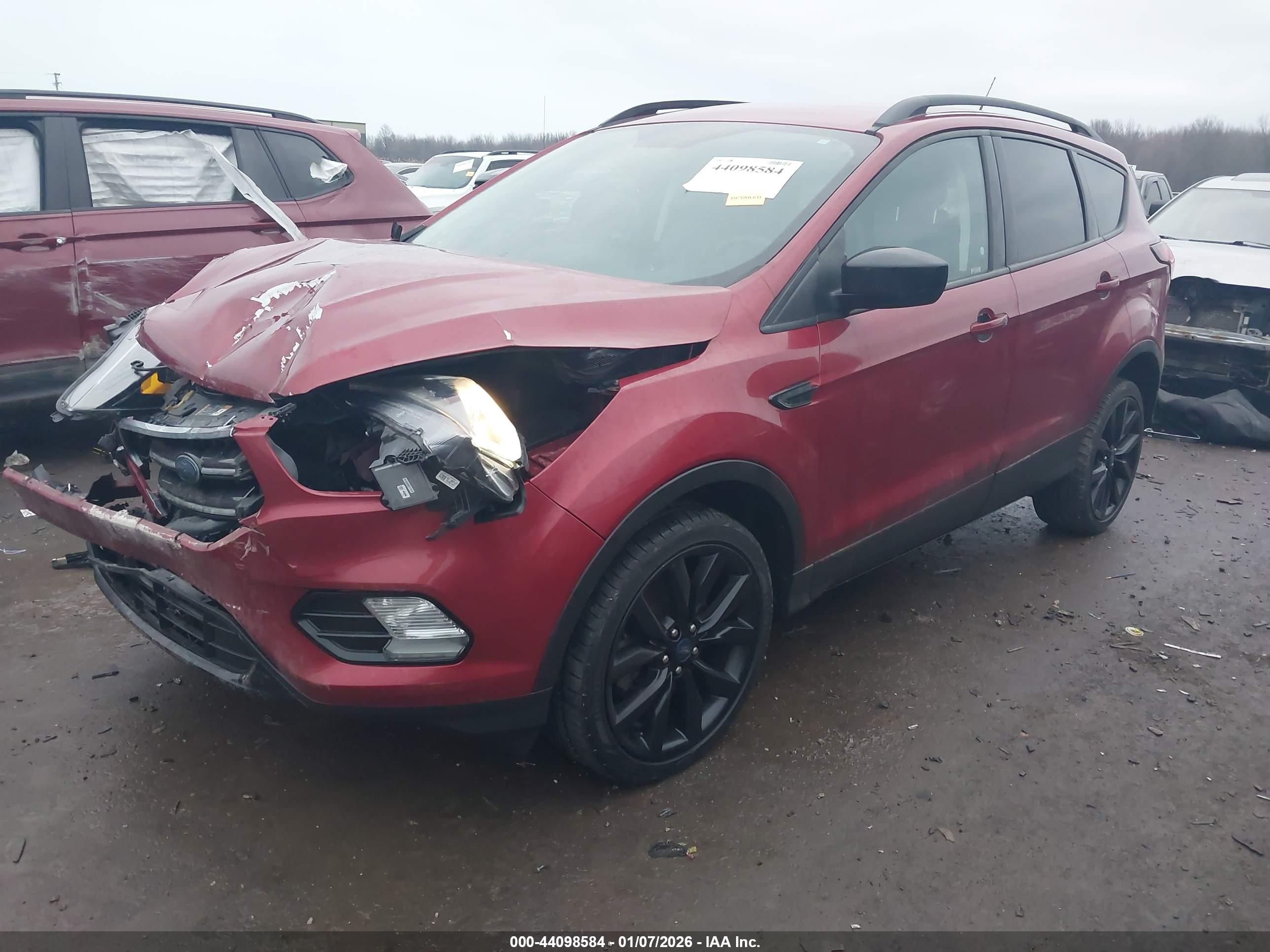 FORD ESCAPE image 2