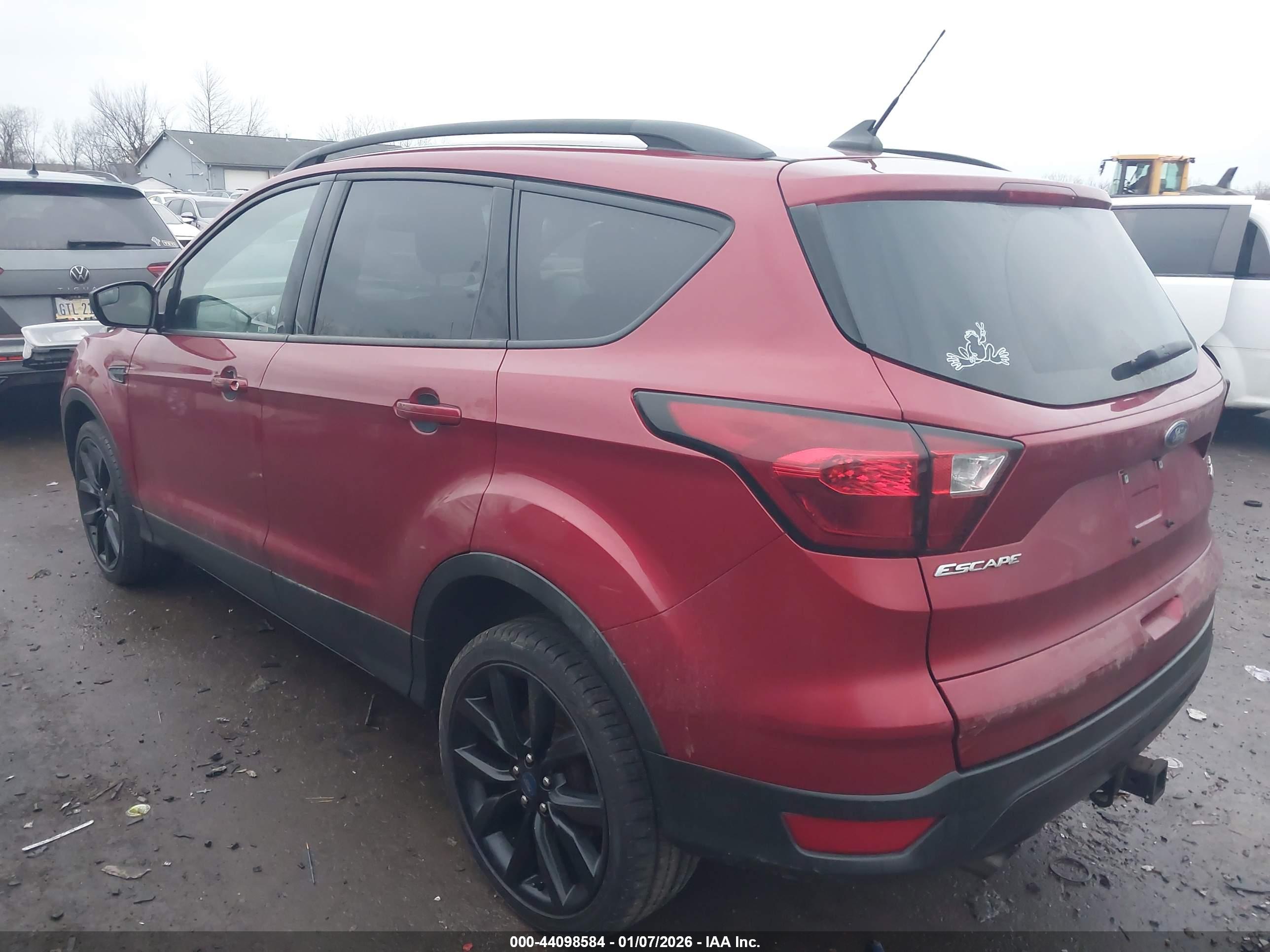 FORD ESCAPE image 3