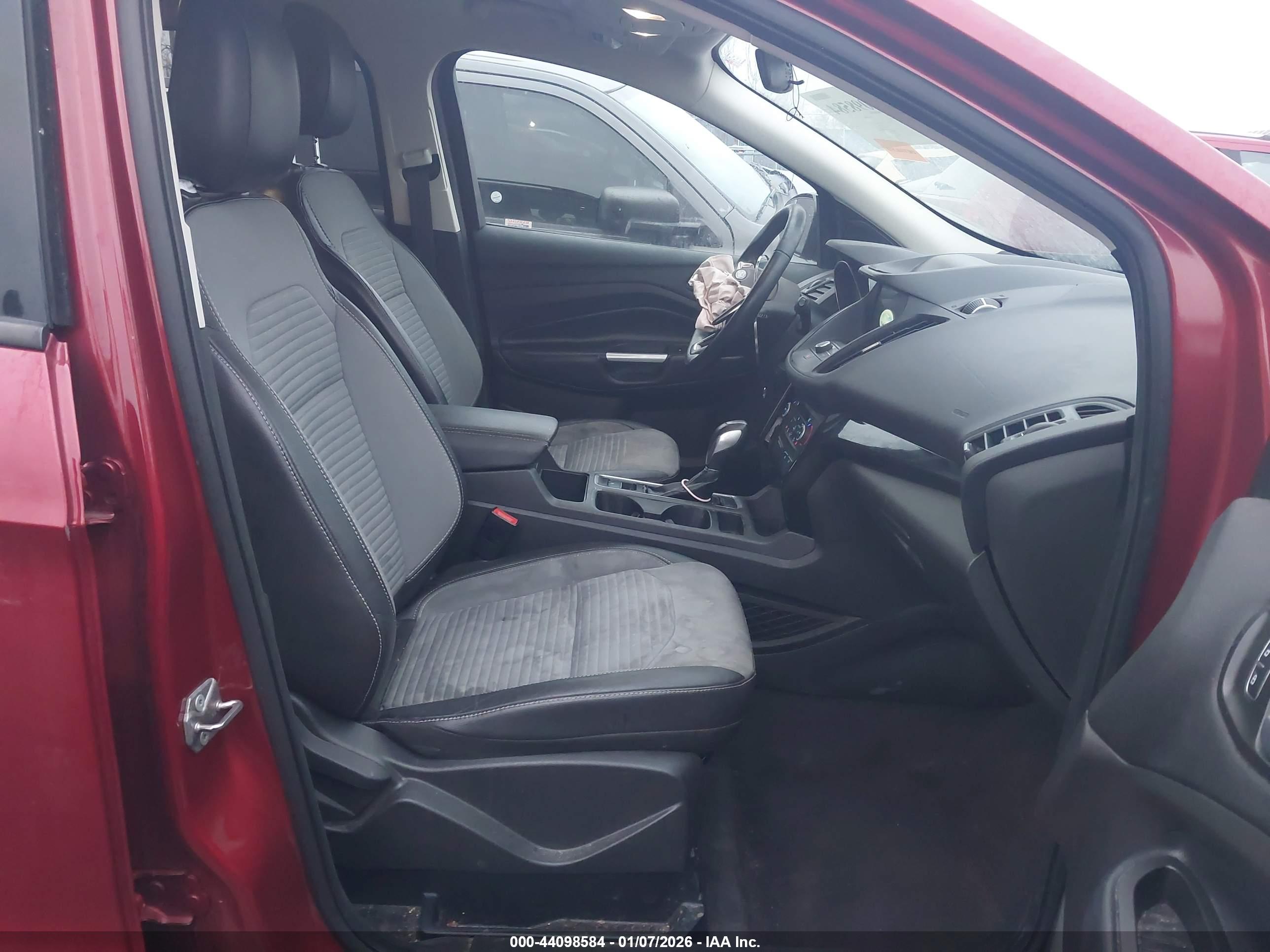 FORD ESCAPE image 5