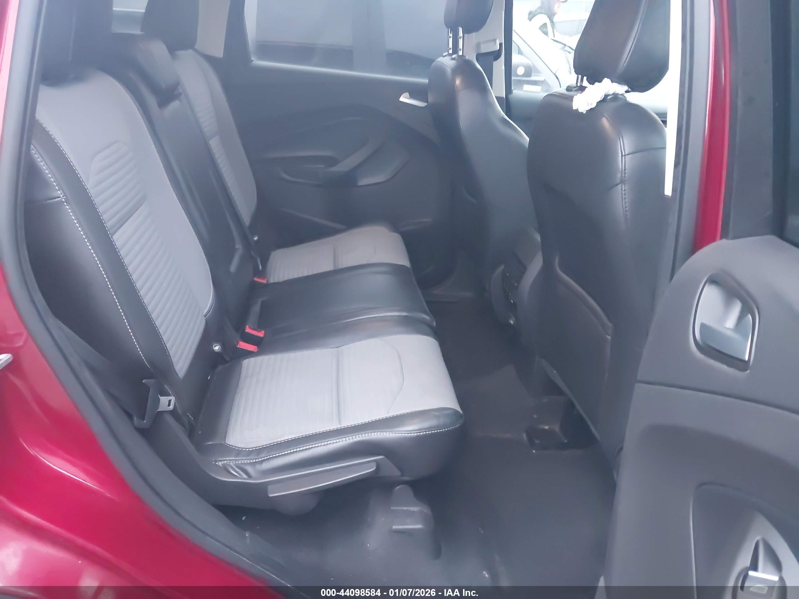 FORD ESCAPE image 8