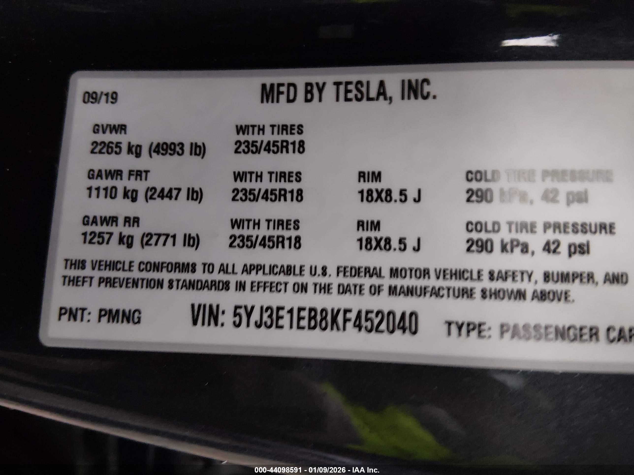TESLA MODEL image 9