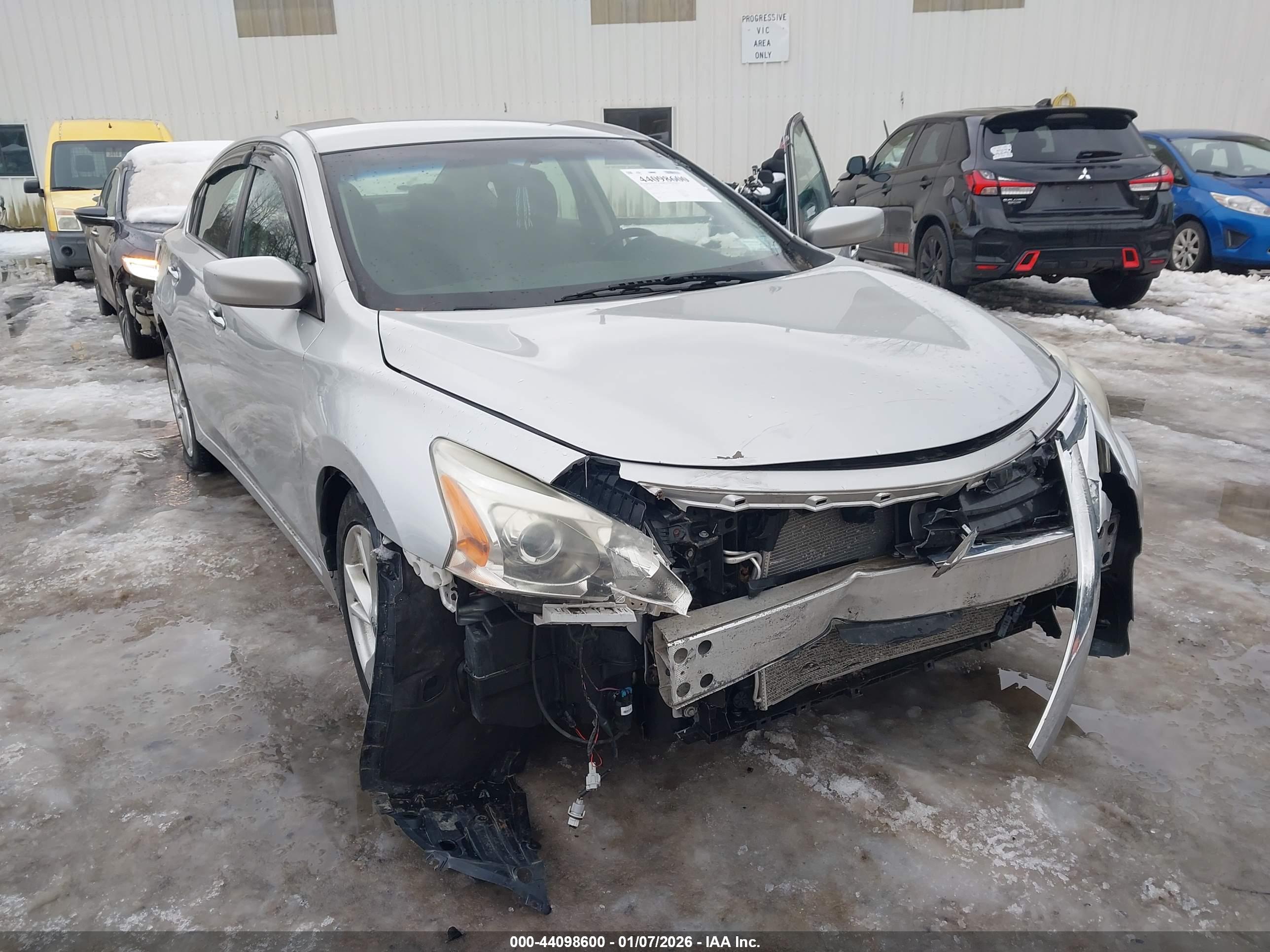 NISSAN ALTIMA image 6