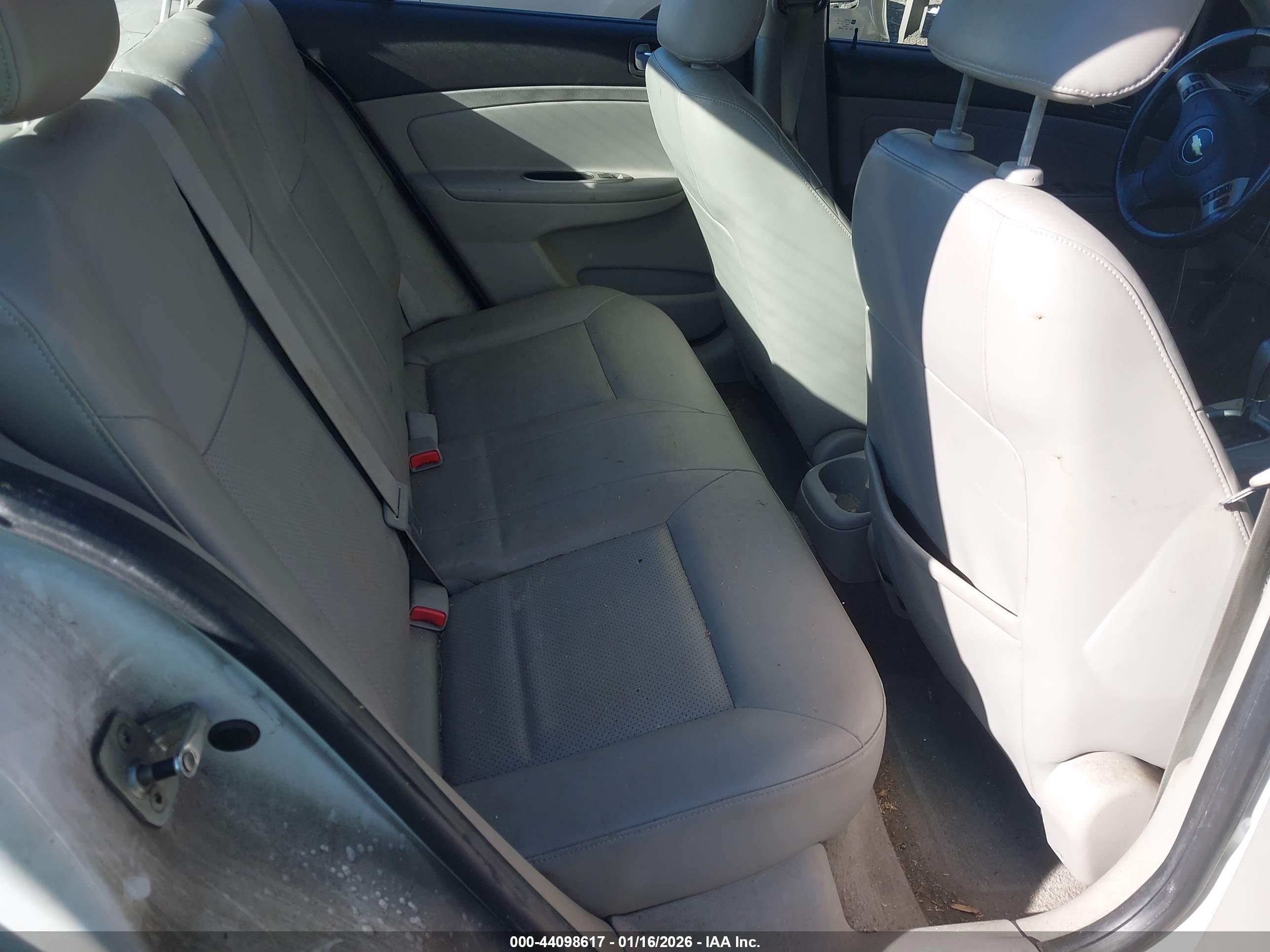 CHEVROLET COBALT image 8