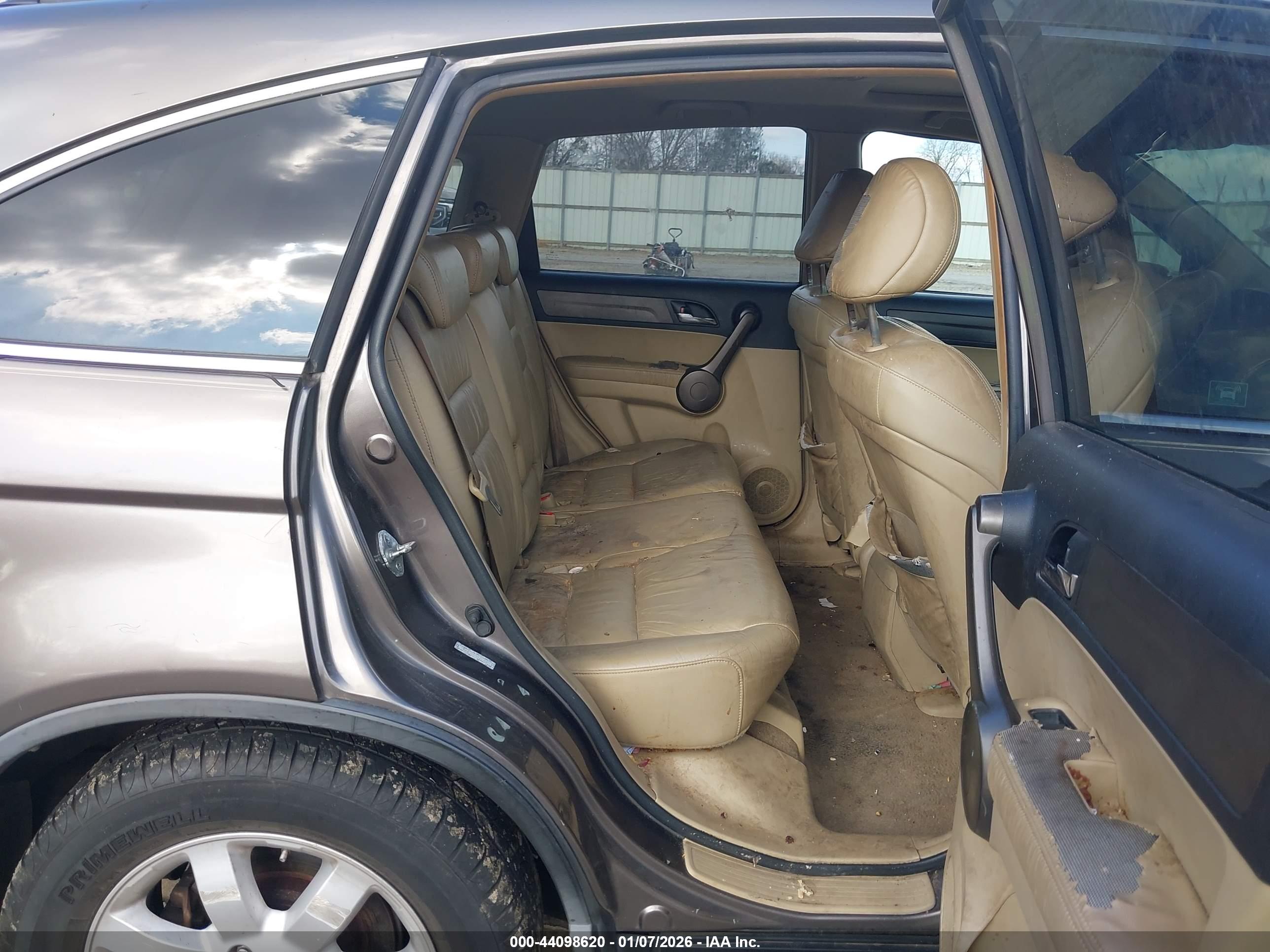 HONDA CR-V image 8