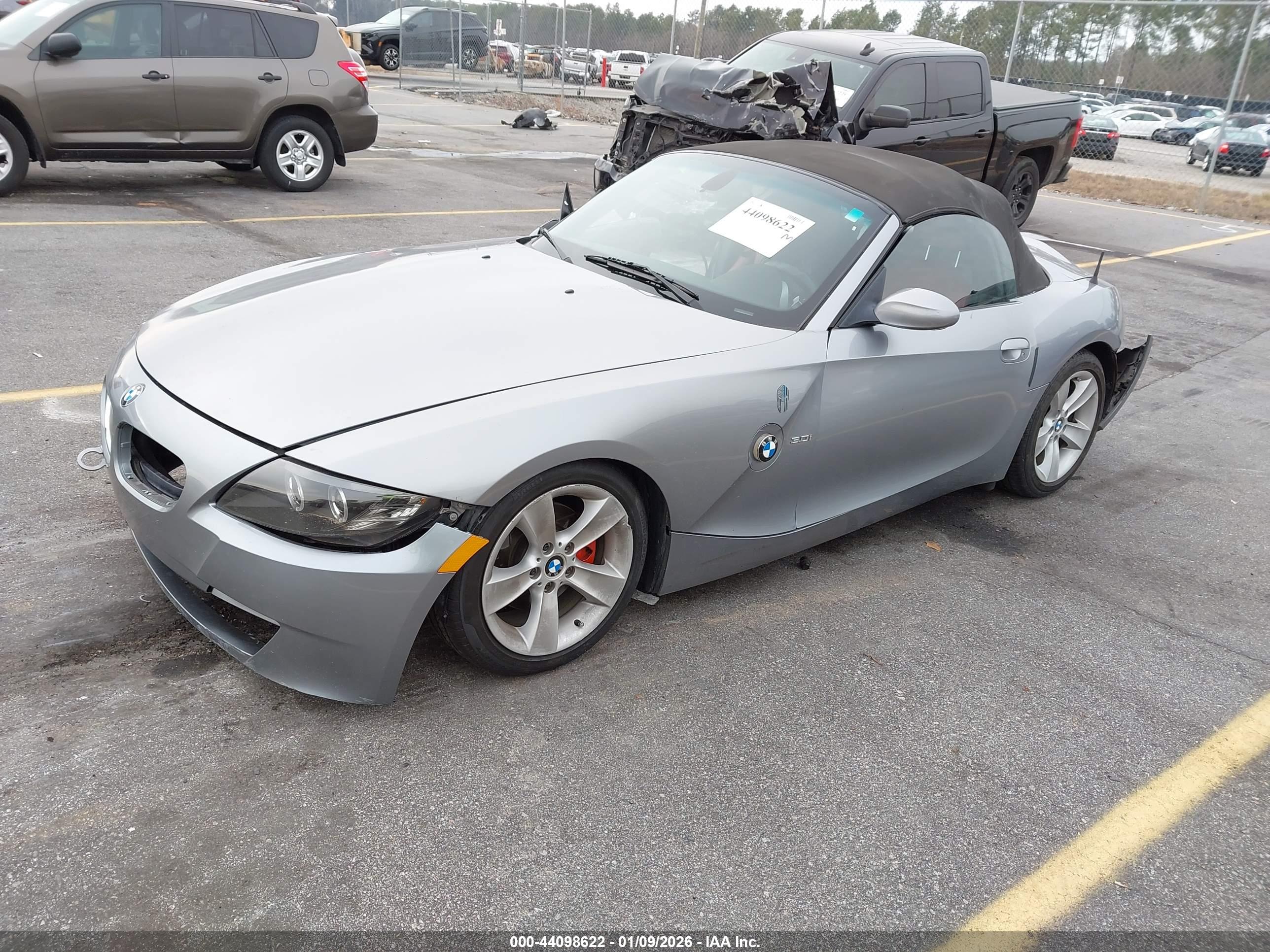 BMW Z4 image 2