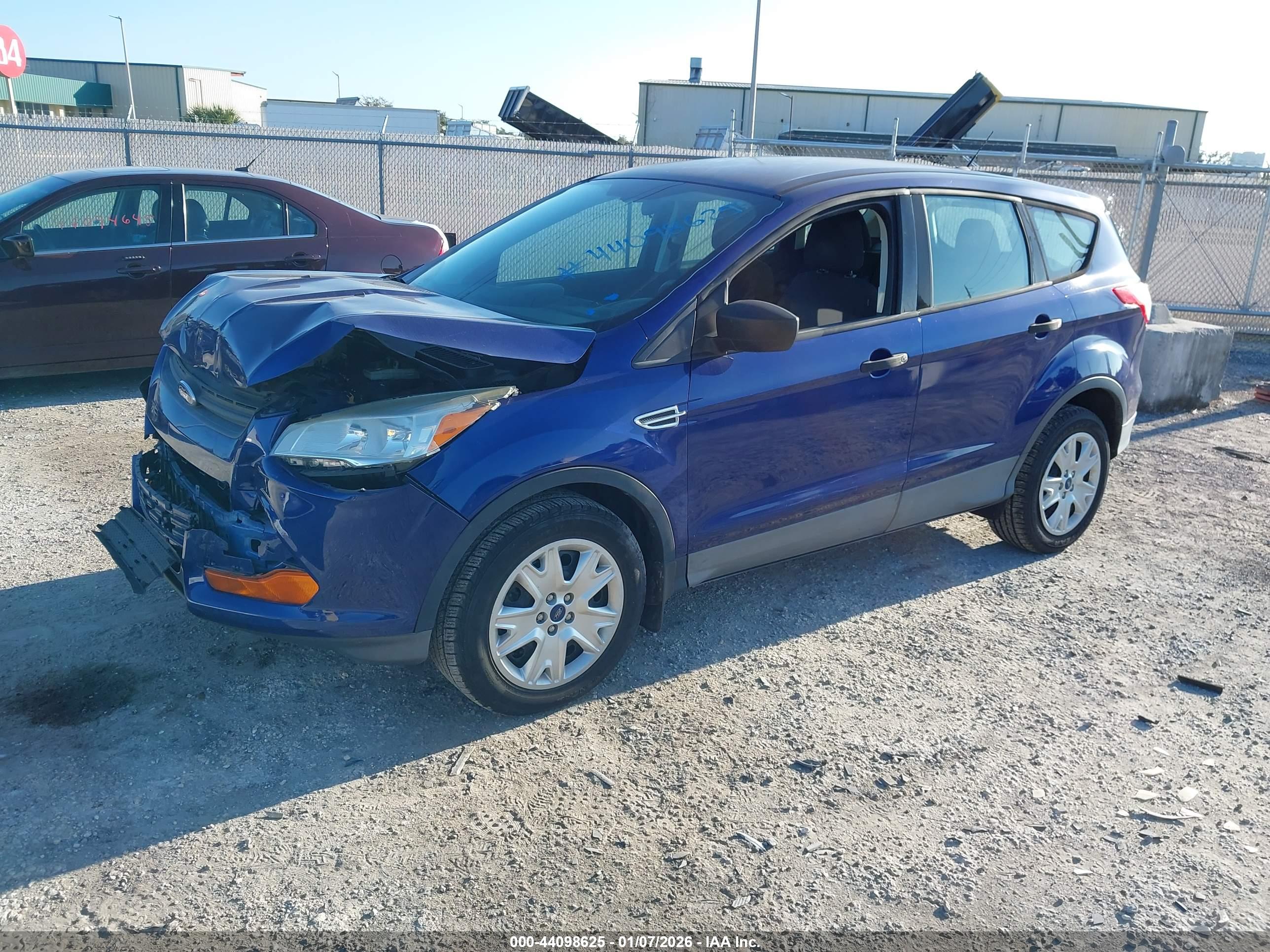 FORD ESCAPE image 2