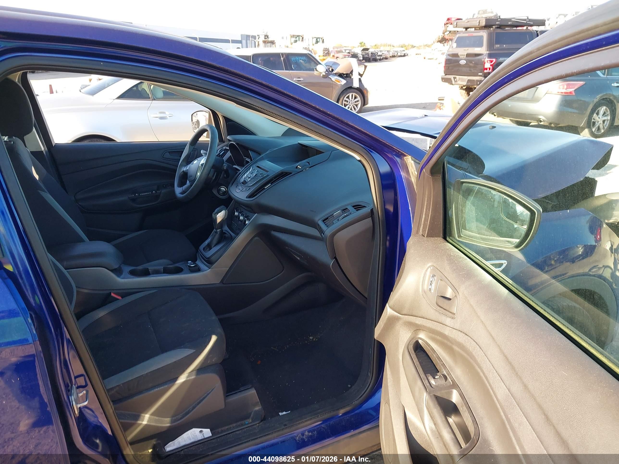 FORD ESCAPE image 5