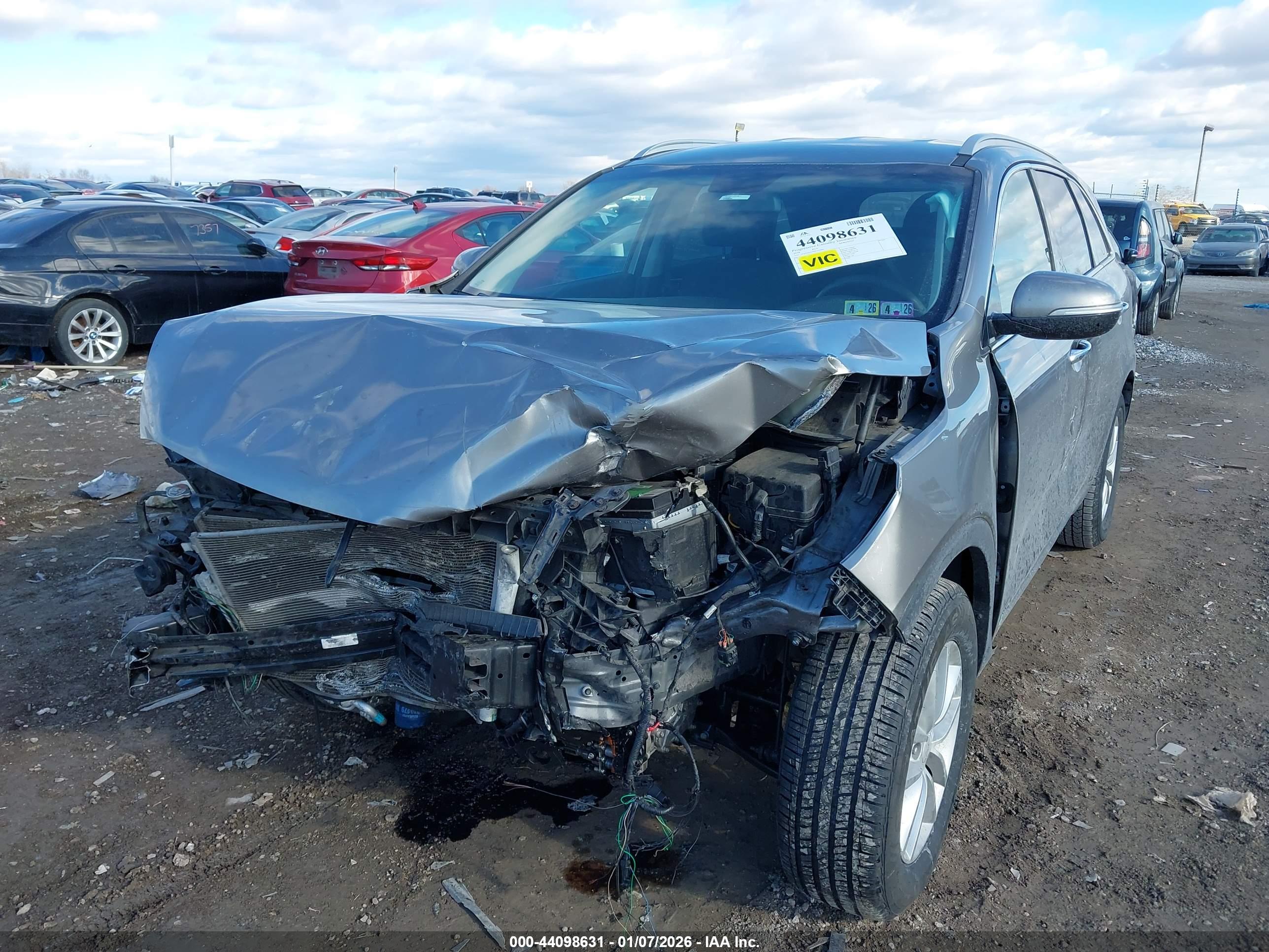 KIA SORENTO image 6