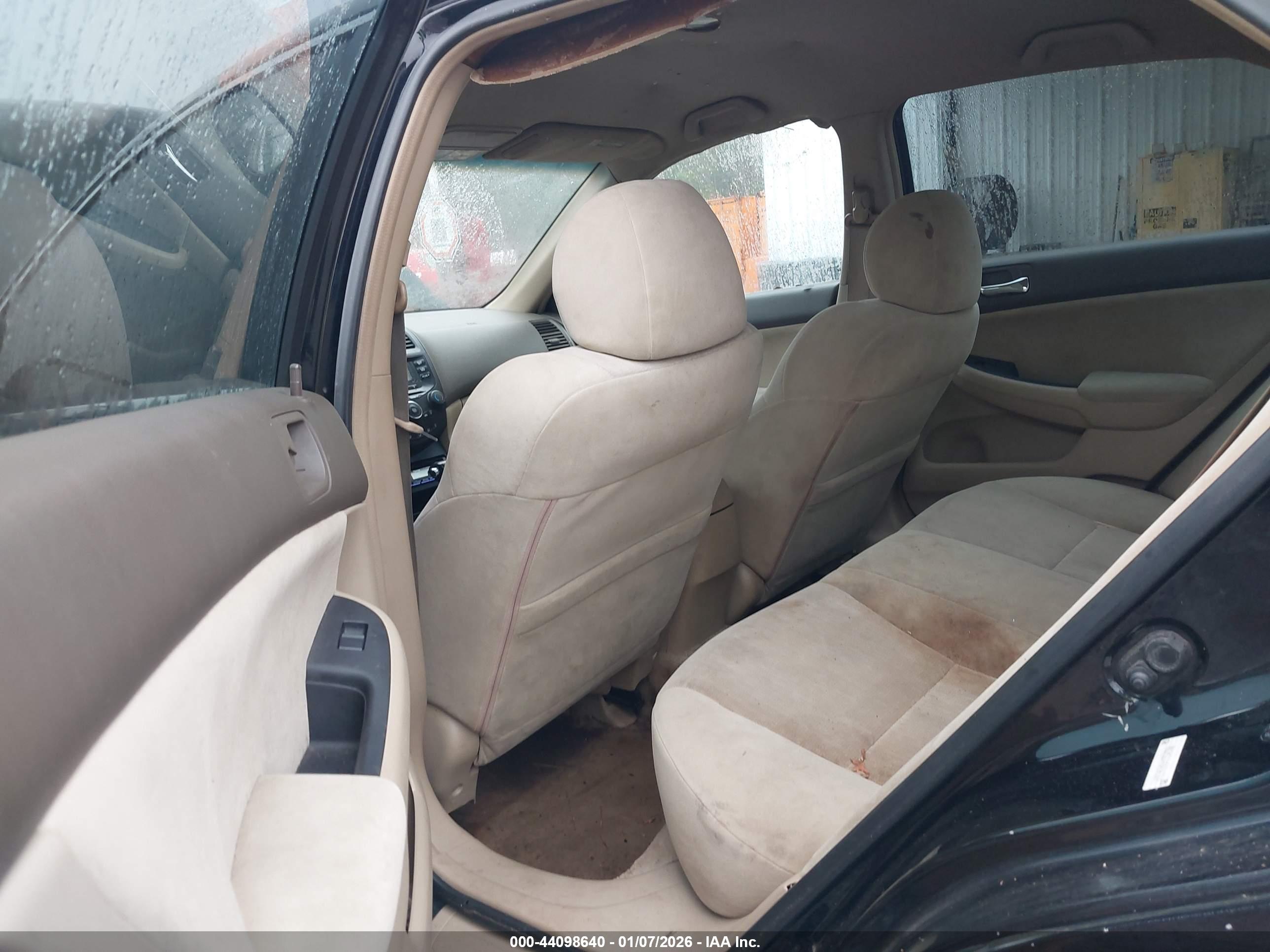 HONDA ACCORD image 8