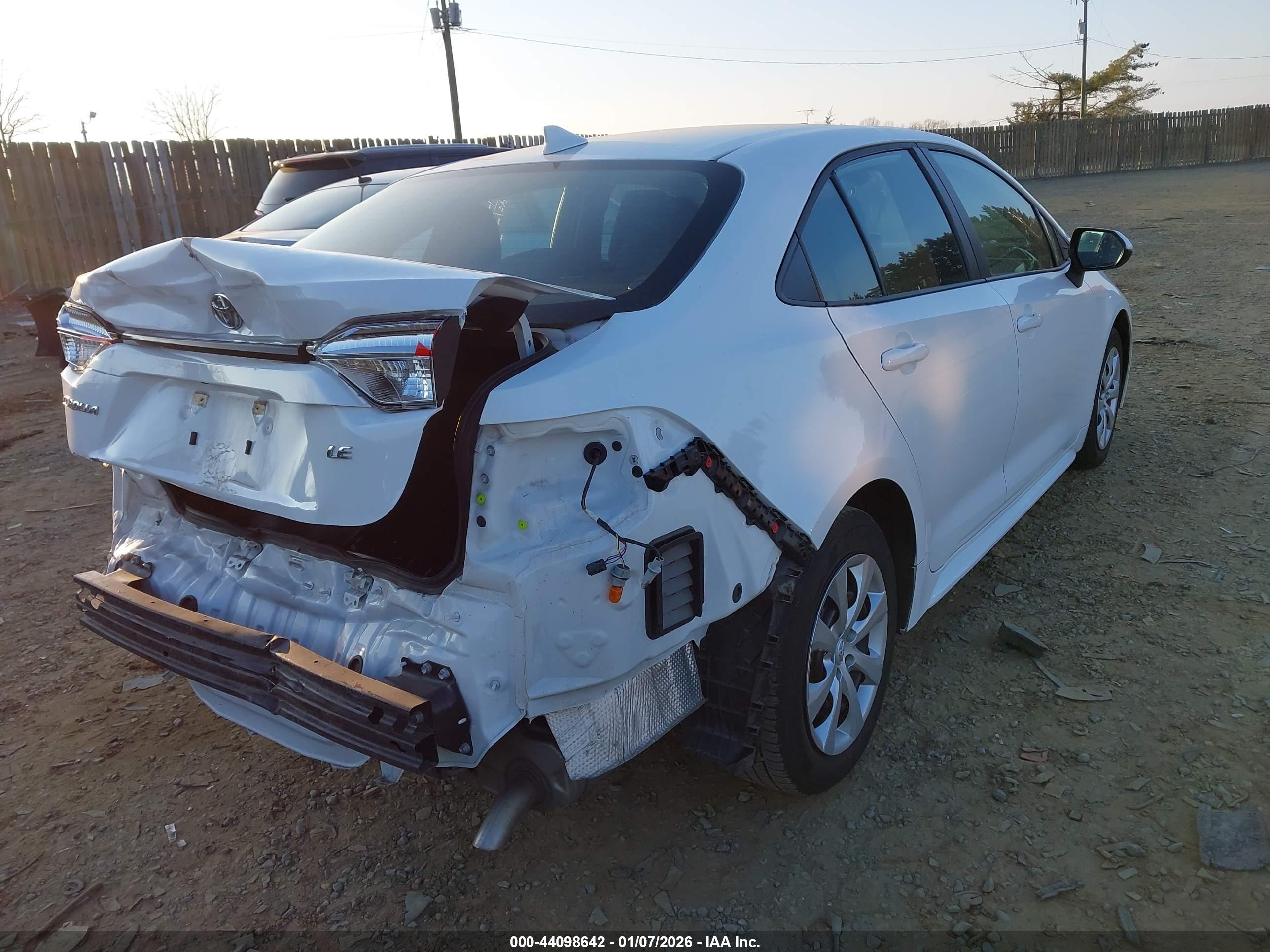 TOYOTA COROLLA image 4