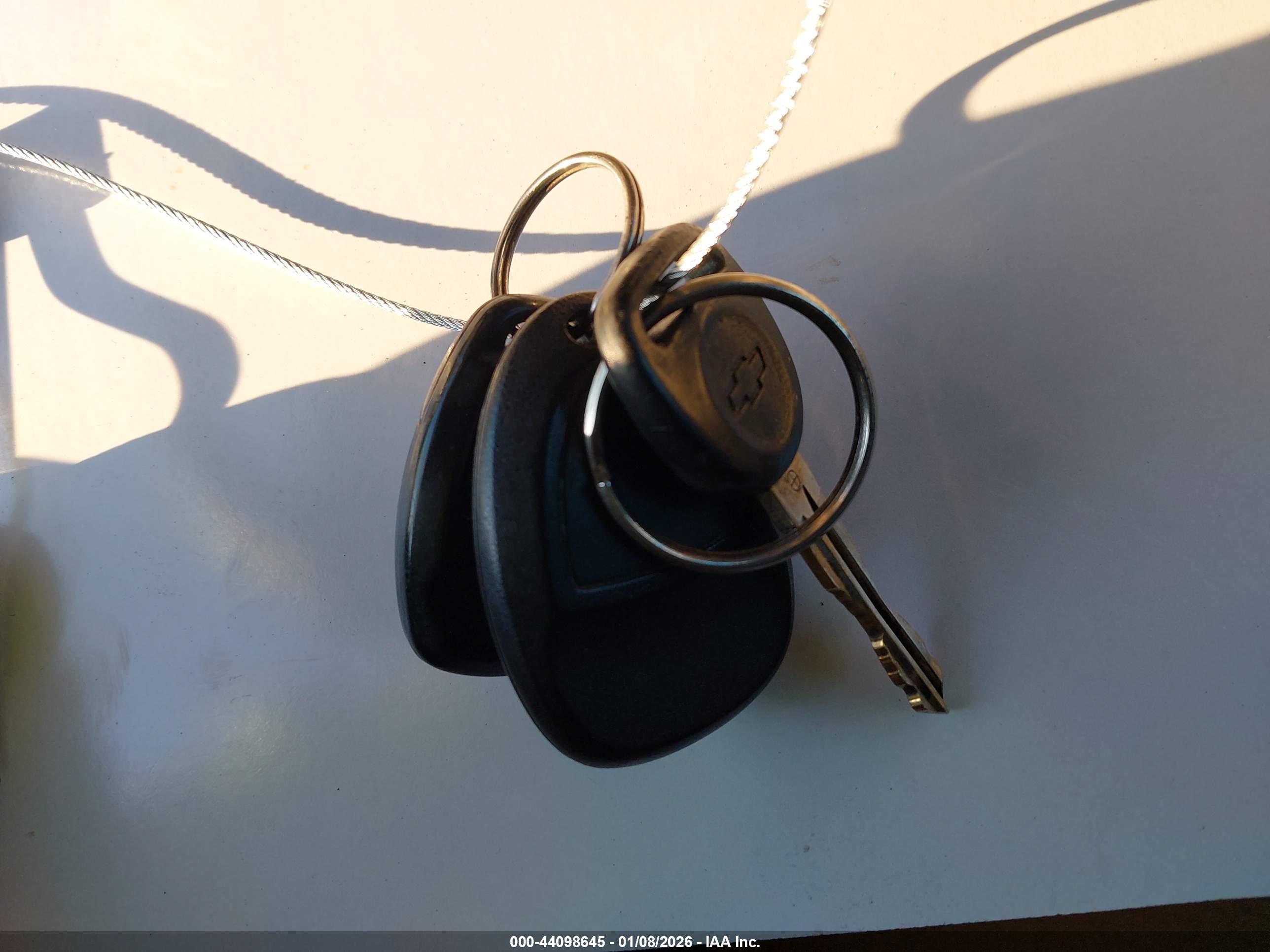 CHEVROLET TRAVERSE image 11