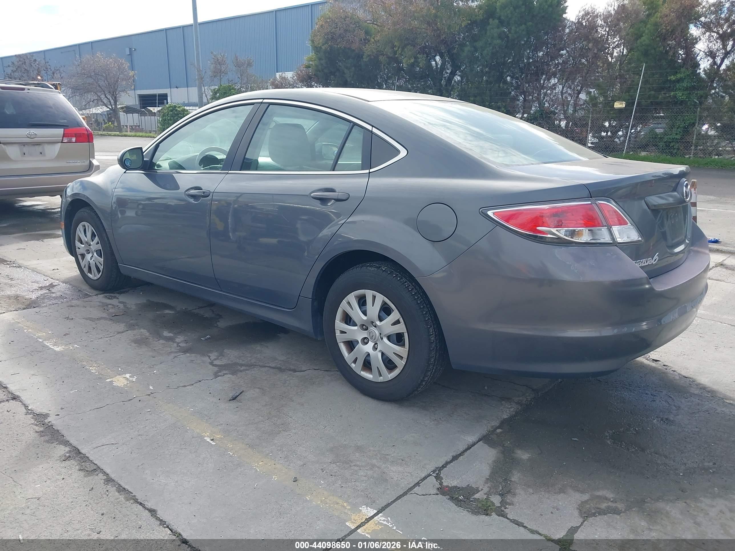 MAZDA MAZDA6 image 3