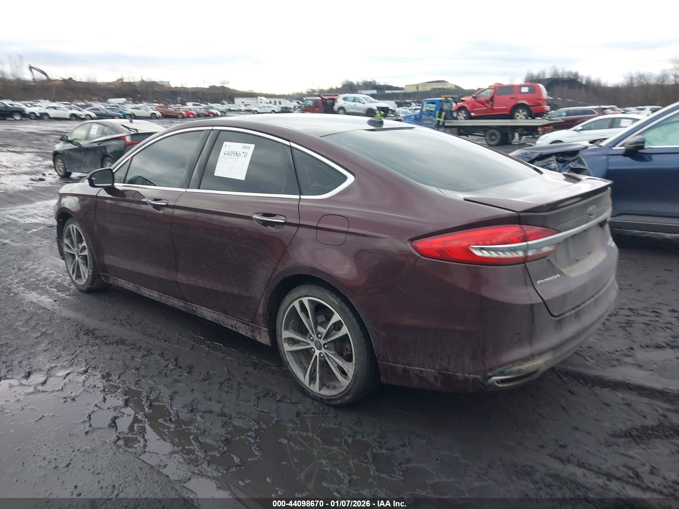 FORD FUSION image 3