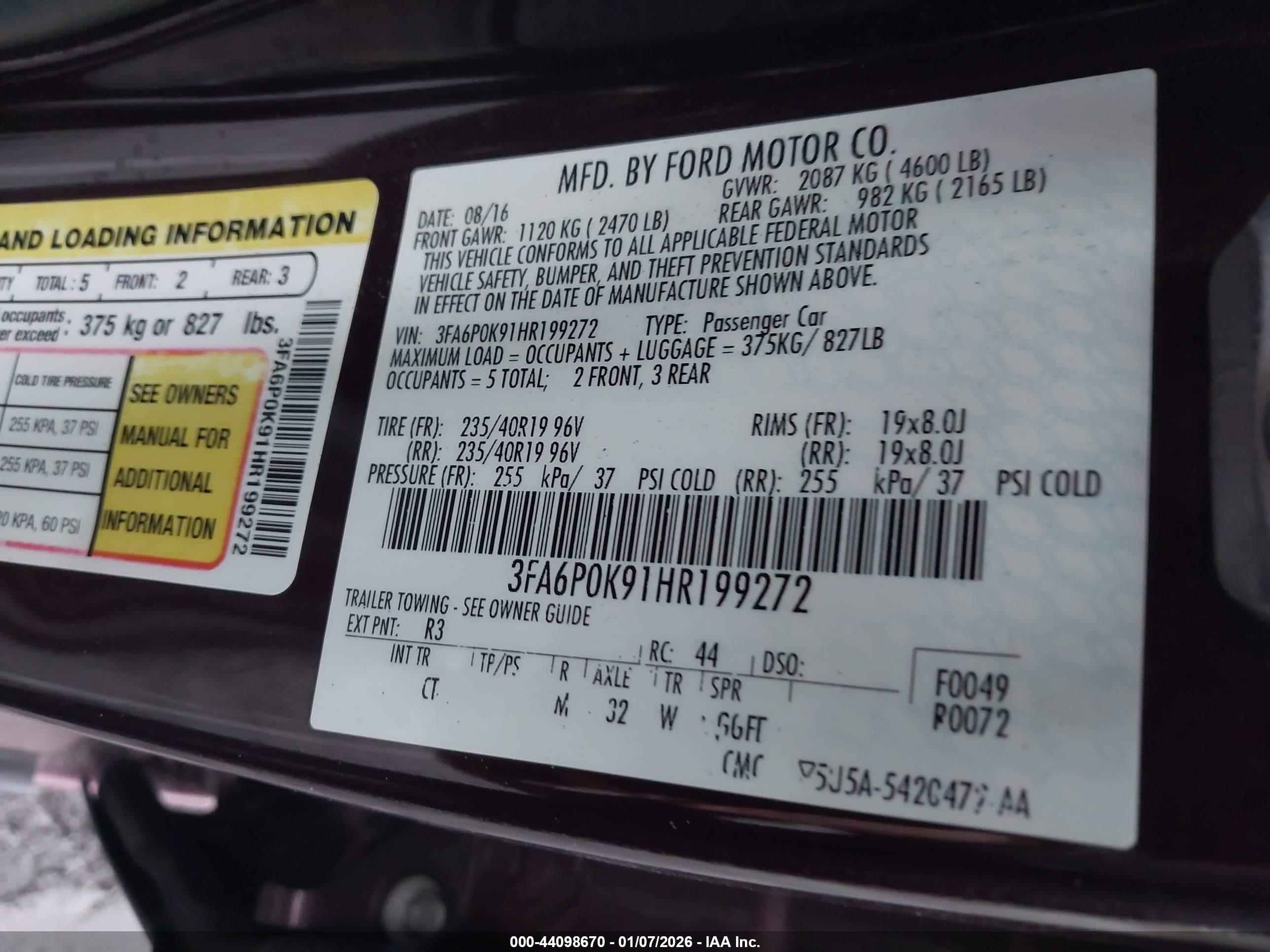 FORD FUSION image 9