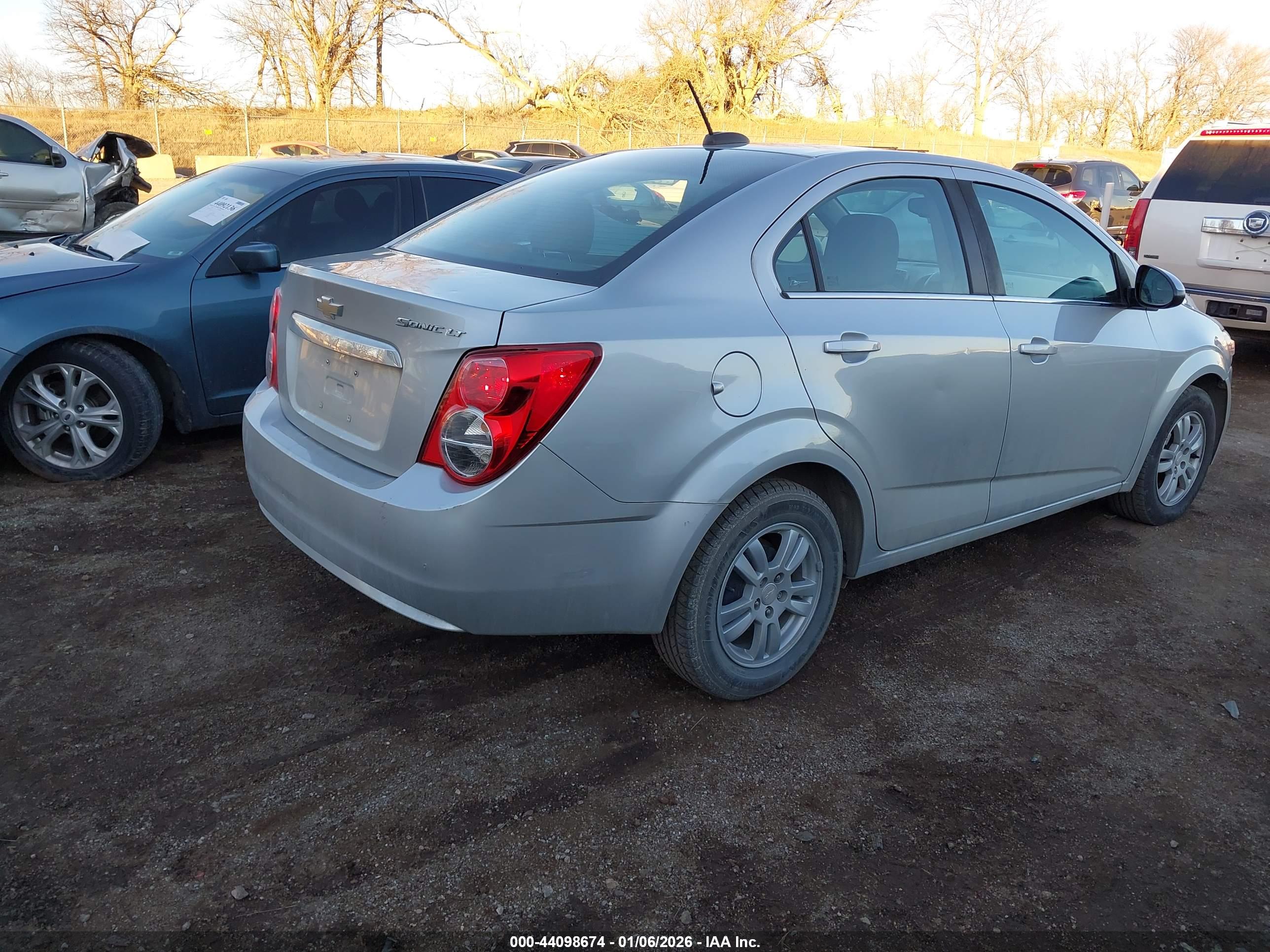 CHEVROLET SONIC image 4