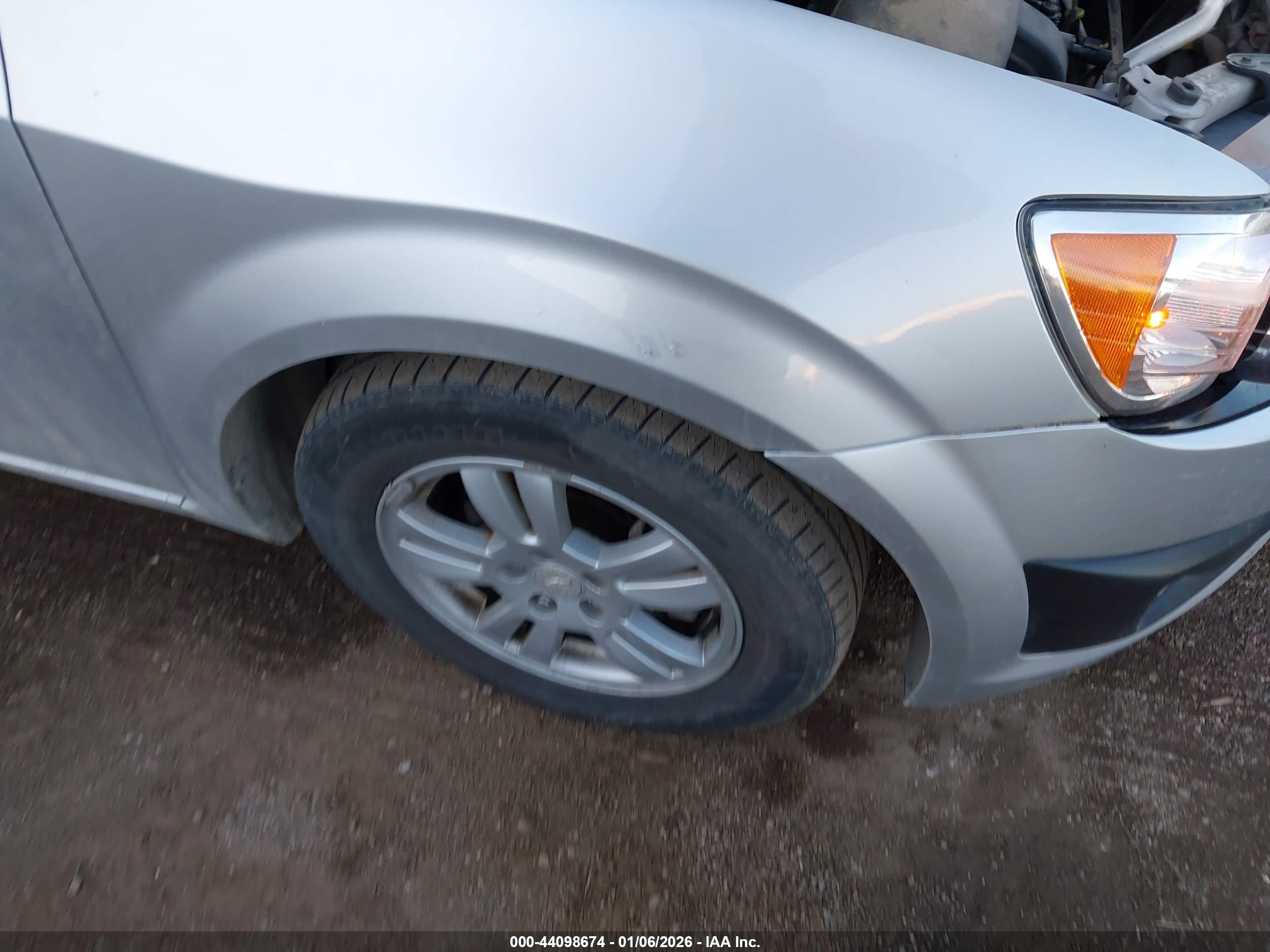 CHEVROLET SONIC image 6