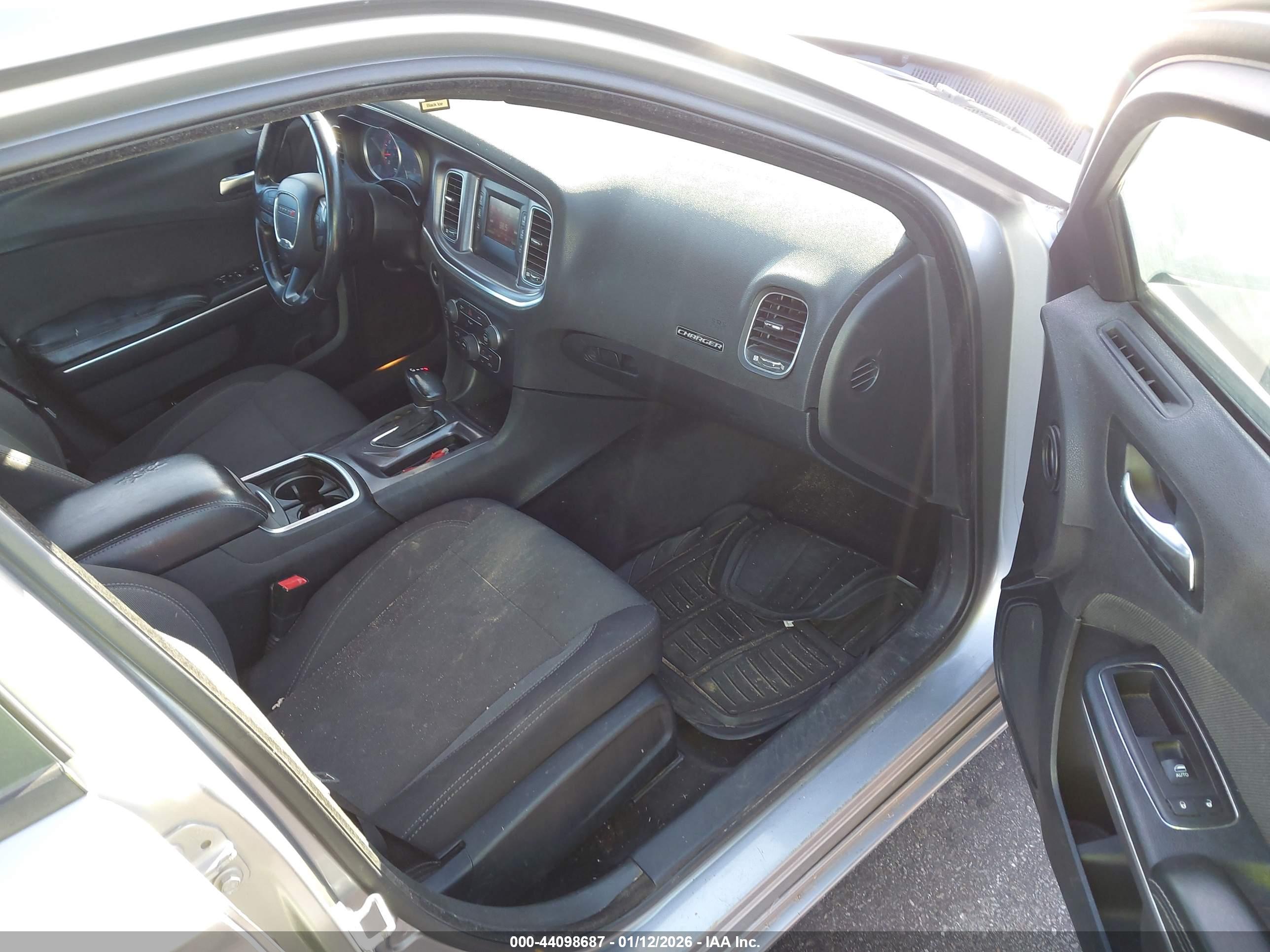 DODGE CHARGER image 5