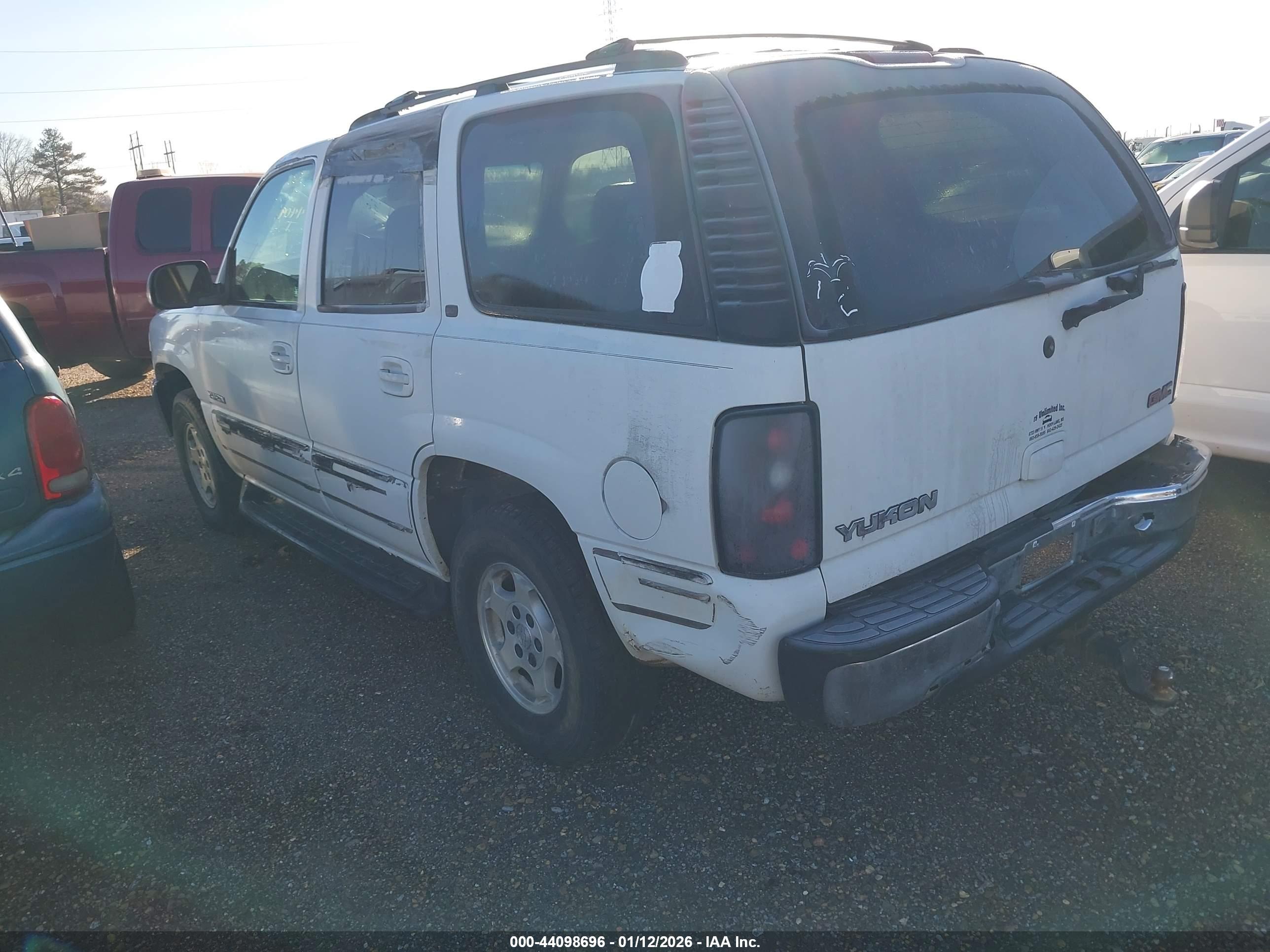GMC YUKON image 3