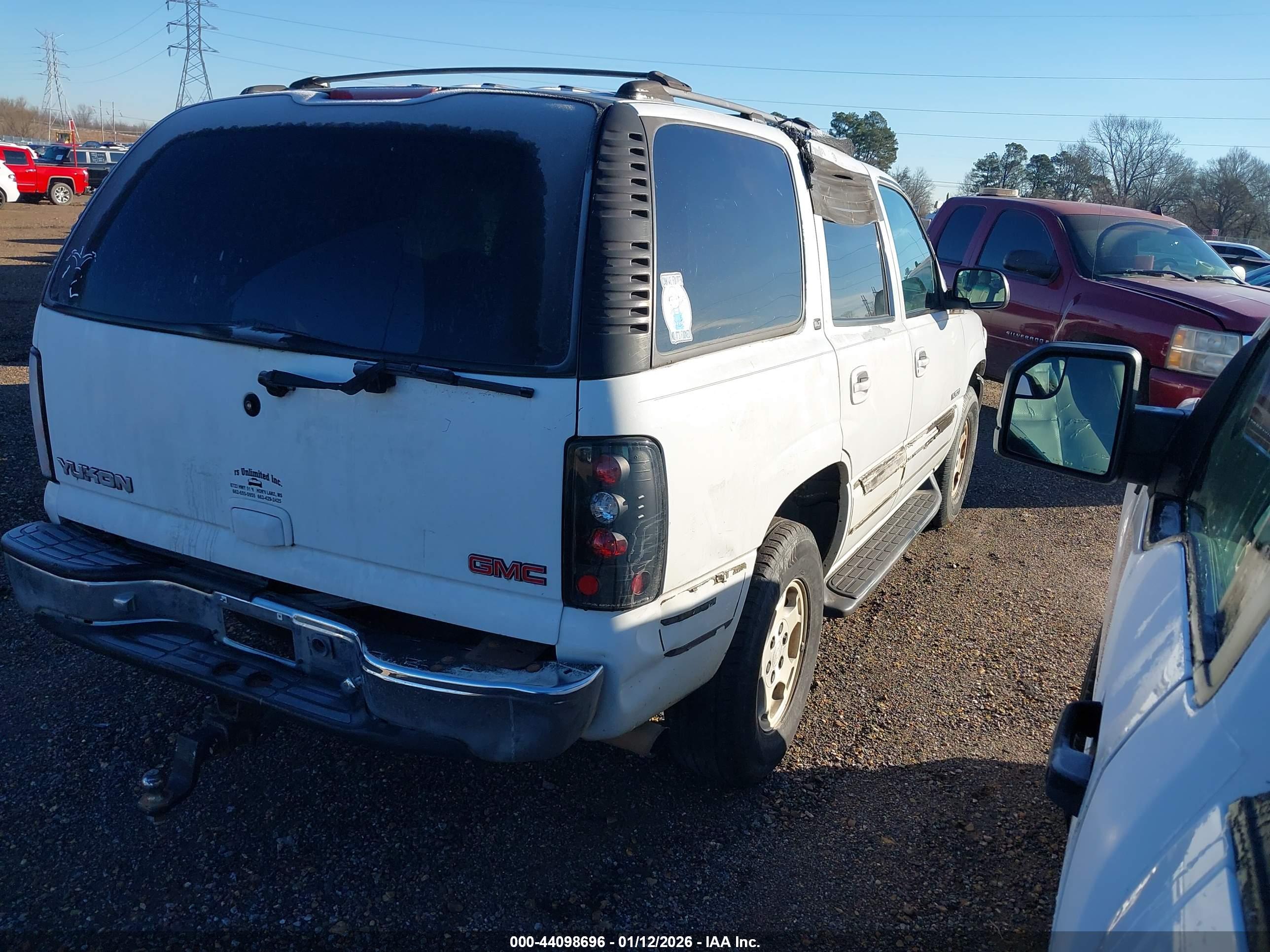GMC YUKON image 4