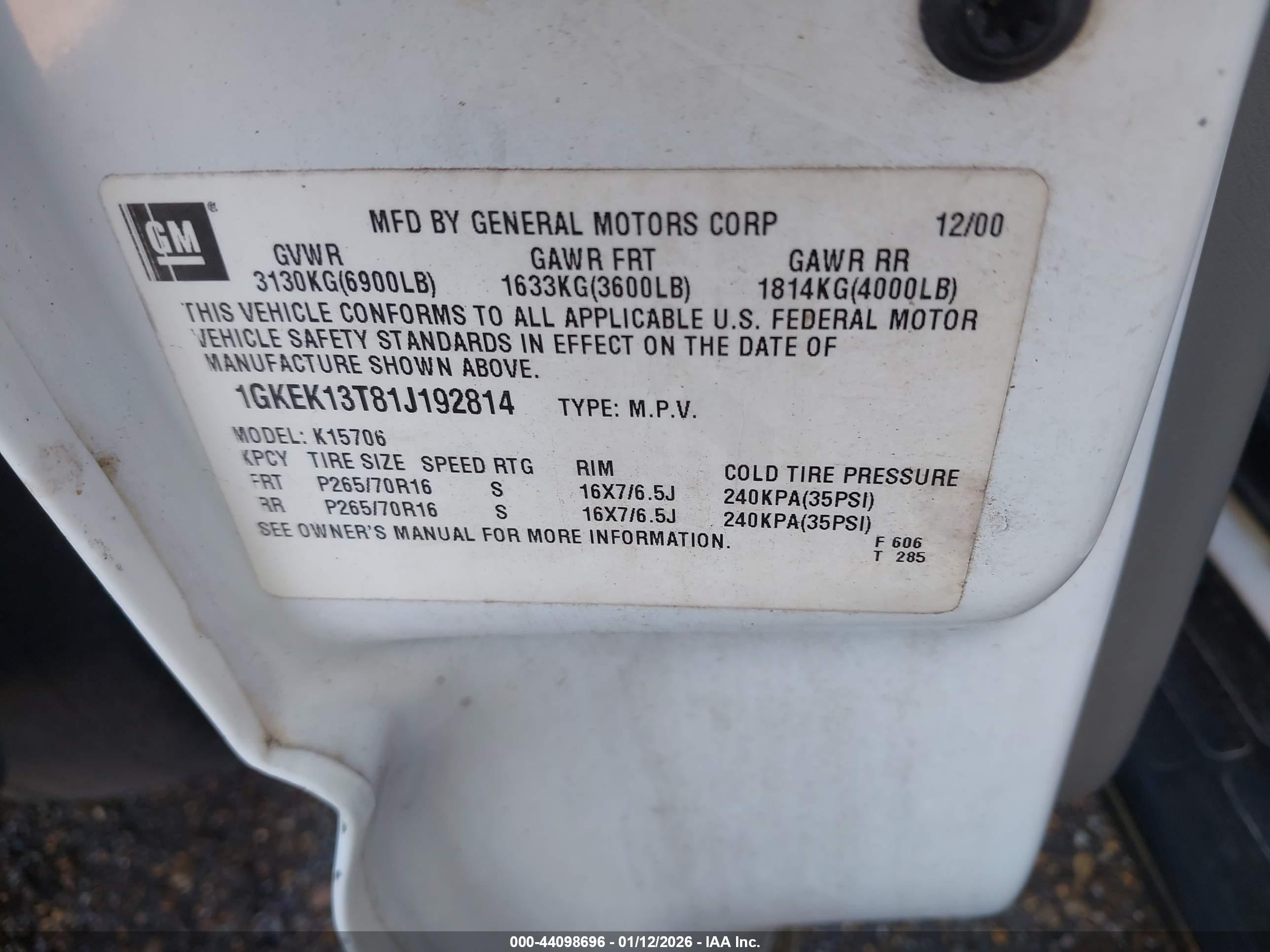 GMC YUKON image 9
