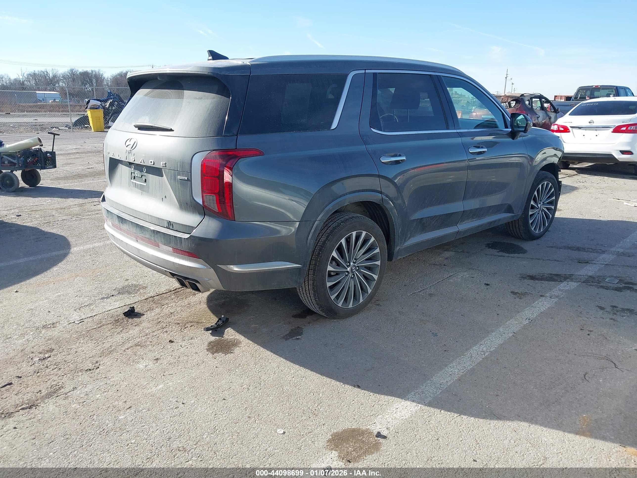 HYUNDAI PALISADE image 4