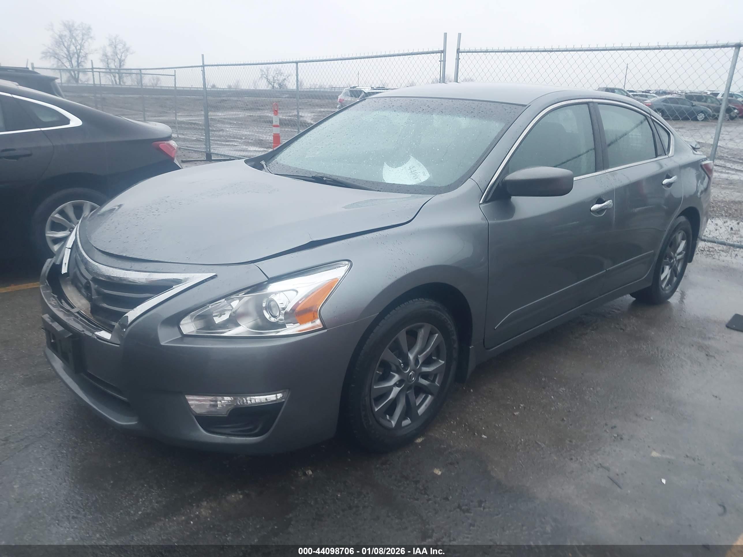 NISSAN ALTIMA image 2
