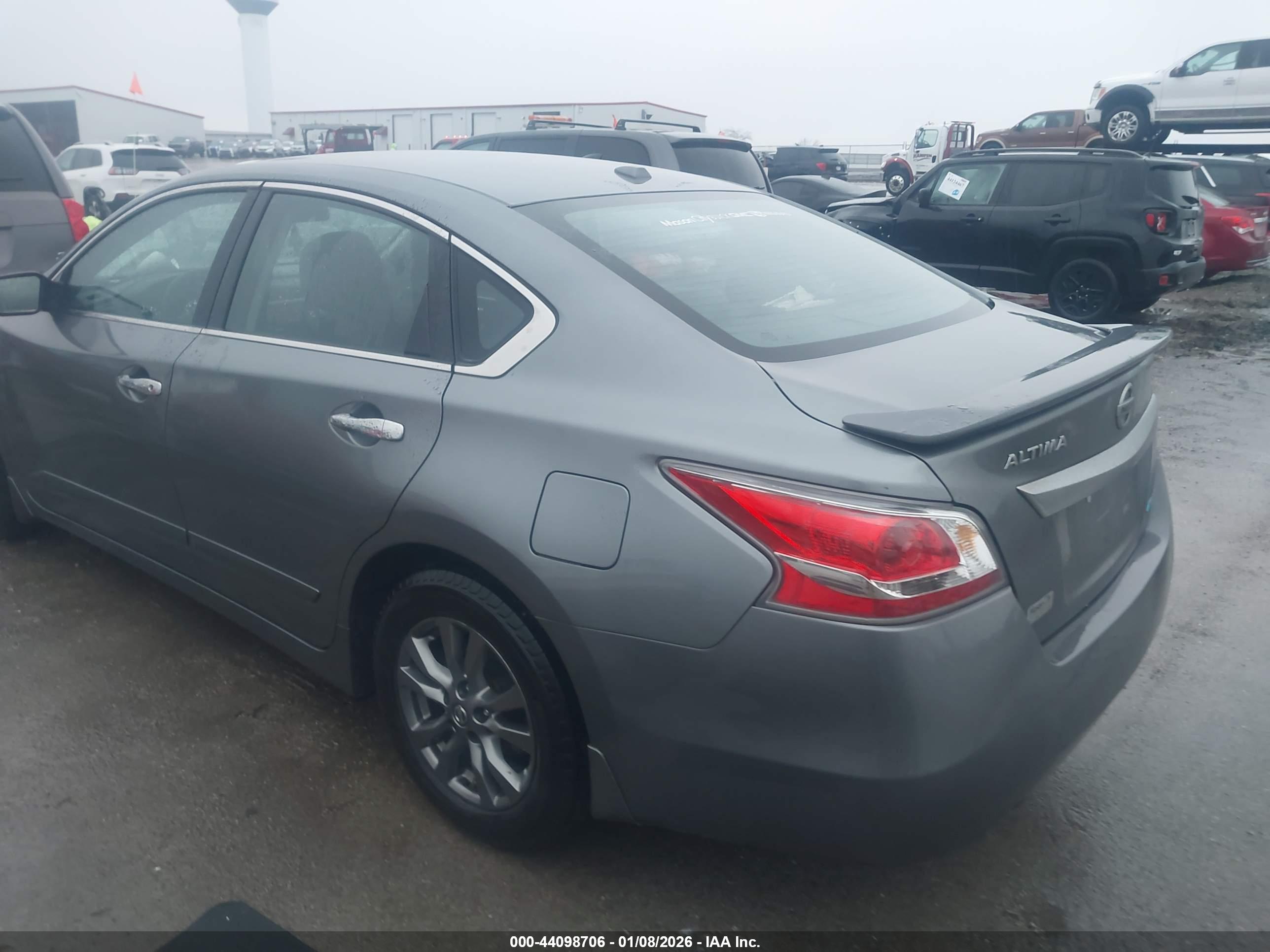 NISSAN ALTIMA image 3
